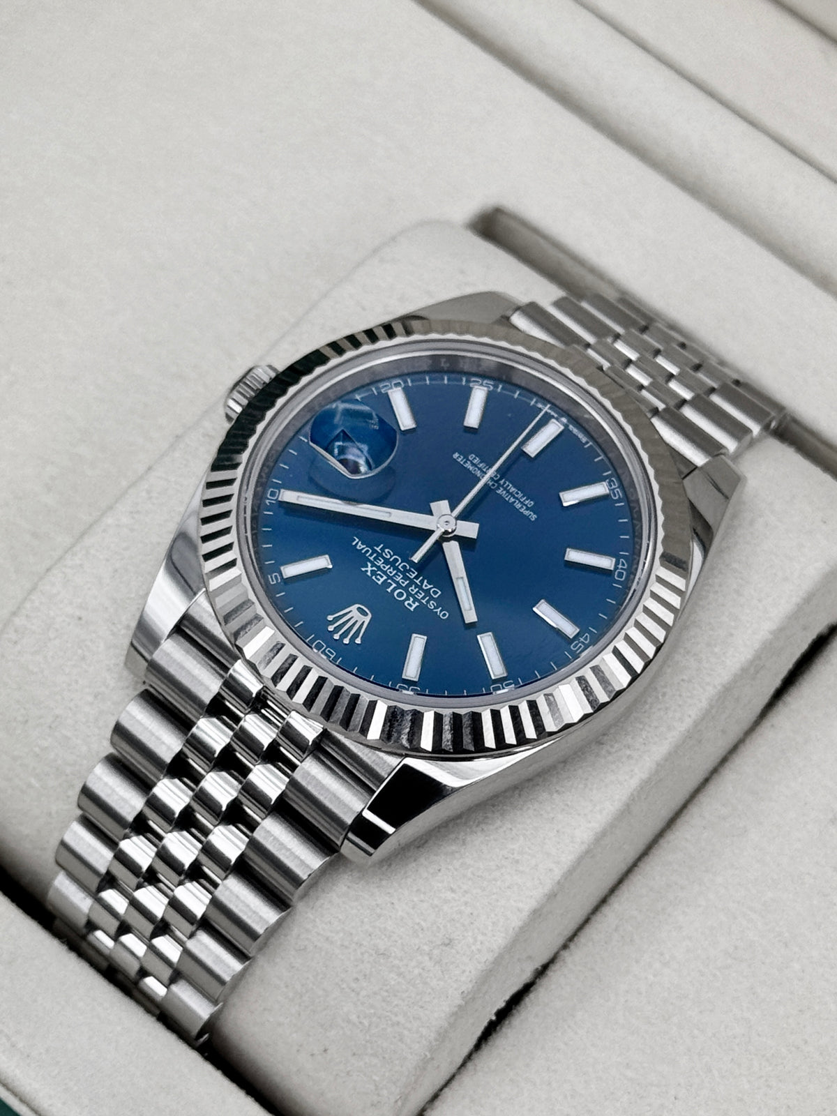 2025 Rolex Datejust 41mm 126334 Stainless Steel Jubilee Blue Dial