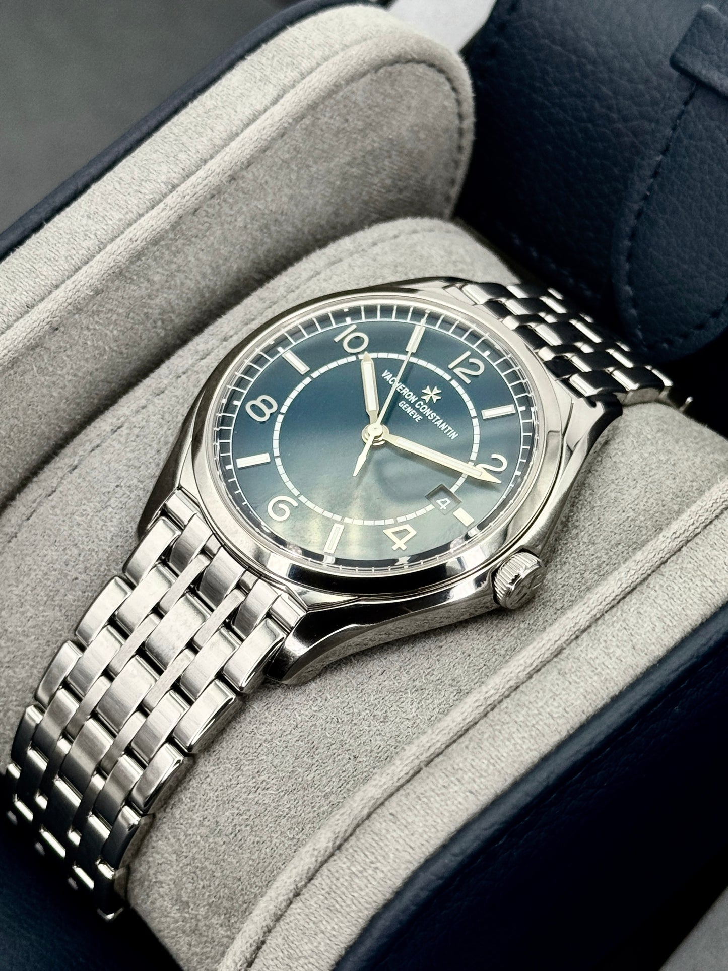 2026 Vacheron Constantin Fiftysix 40mm 4600E Stainless Steel Blue Dial