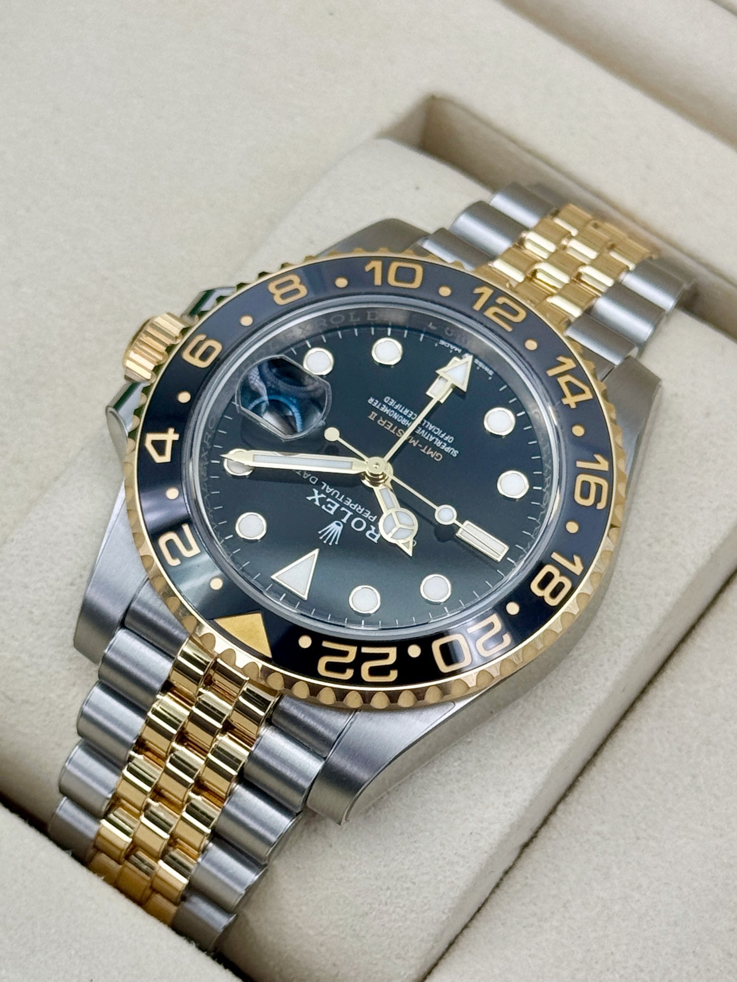 NEW 2026 Rolex GMT-Master II 40mm 126713GRNR Two-Tone Jubilee
