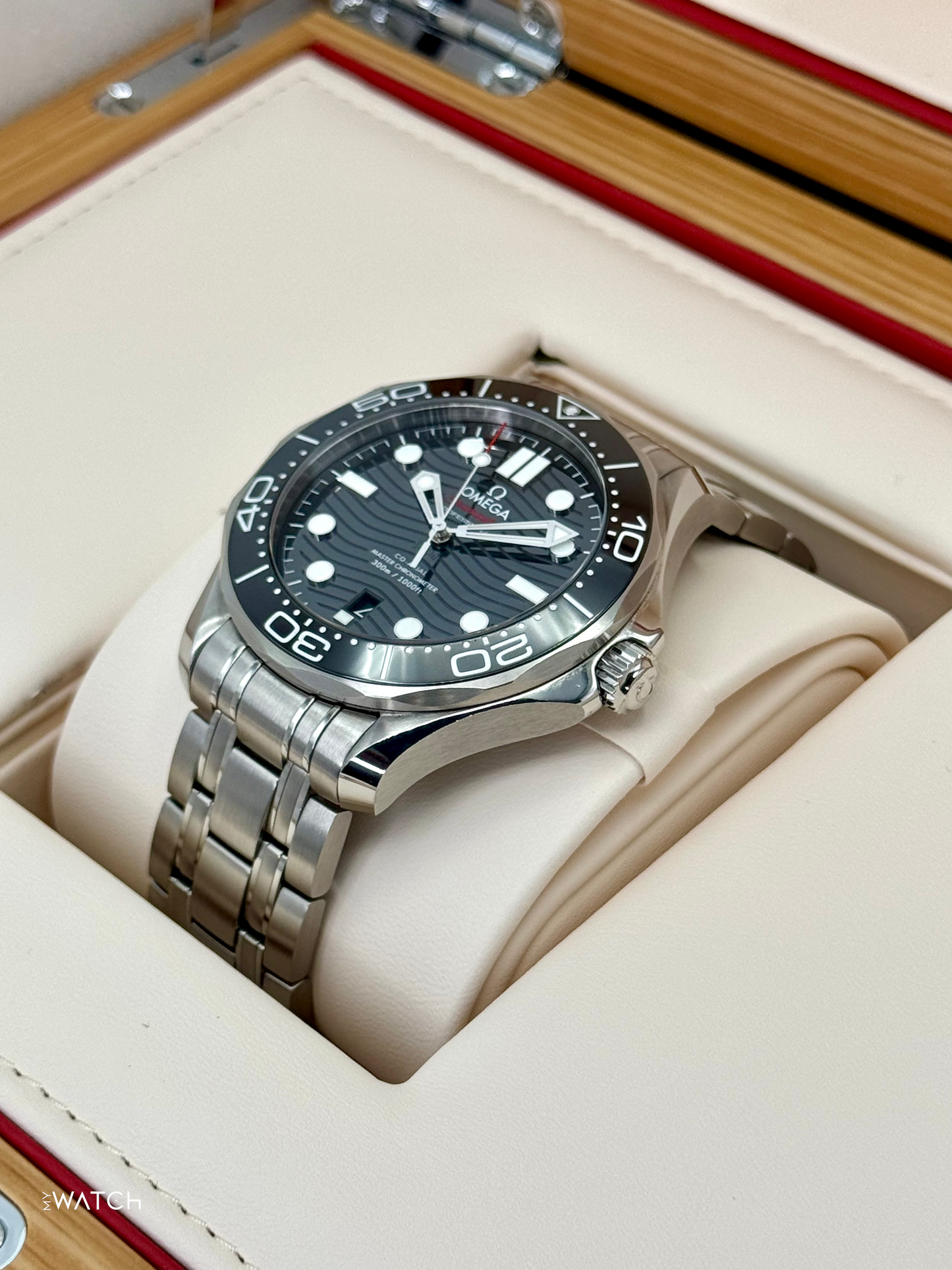 2024 Omega Seamaster Diver 300M 42mm 210.30.42.20.01.001 Black Dial