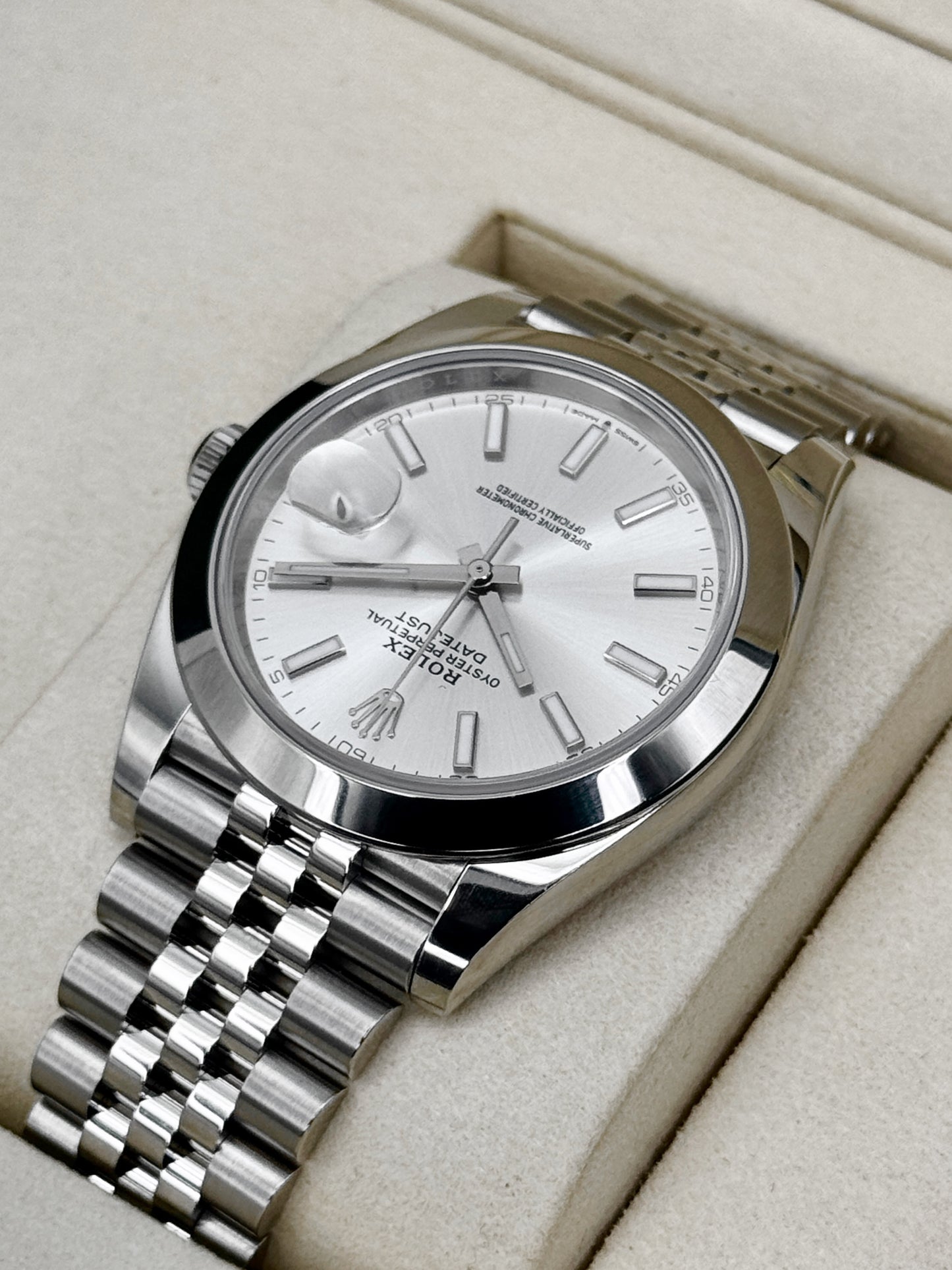 NEW 2025 Rolex Datejust 41mm 126300 Stainless Steel Jubilee Silver Dial