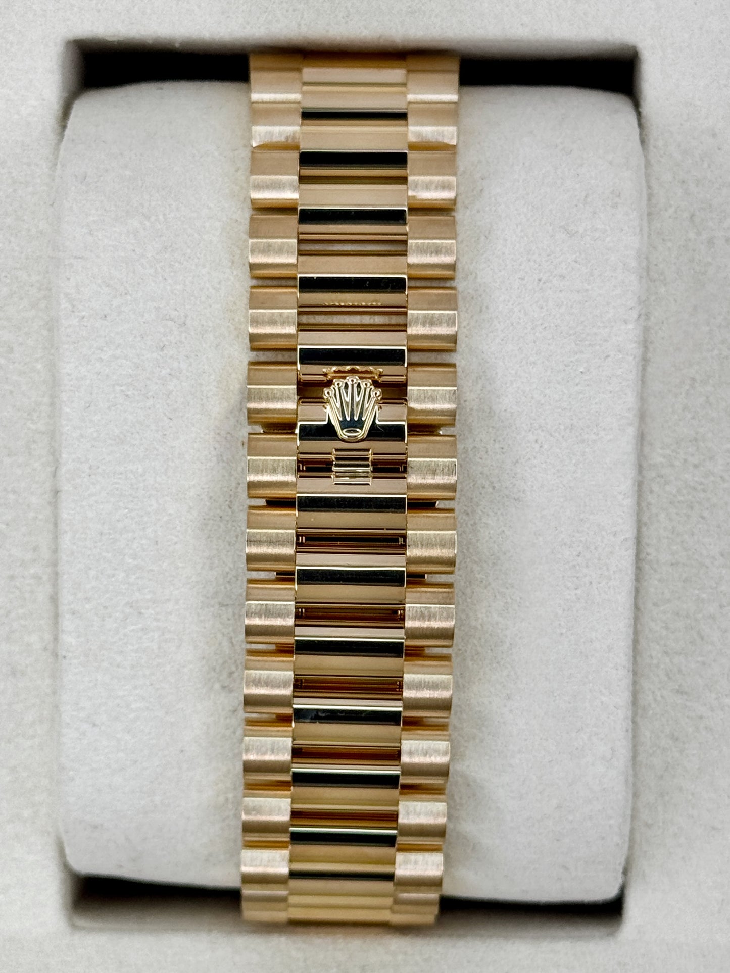 NEW 2026 Rolex Day-Date 40mm 228348RBR Presidential Green Roman Numeral Dial