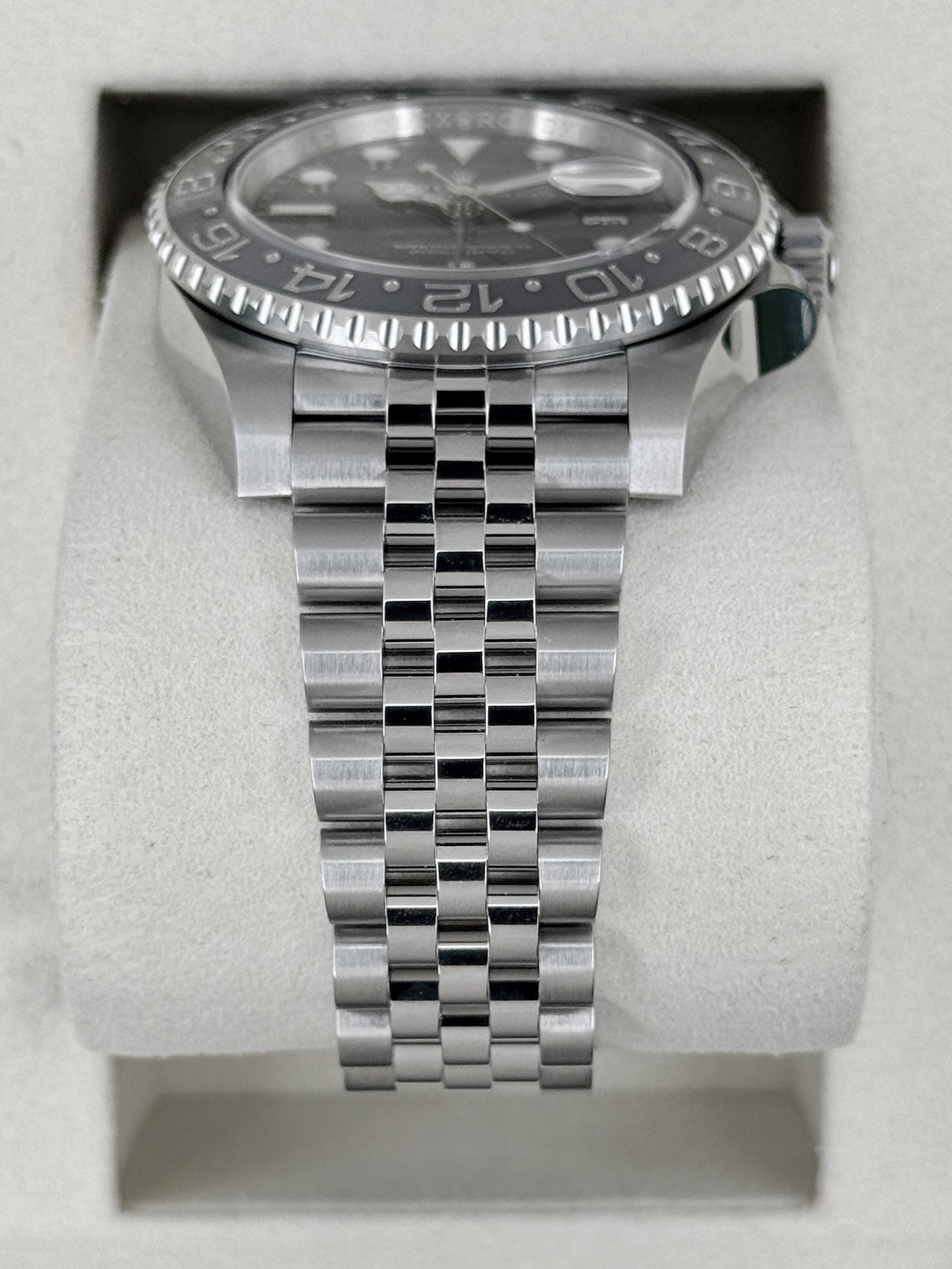 NEW 2026 Rolex GMT-Master II Bruce Wayne 40mm 126710GRNR Jubilee (STICKERED)