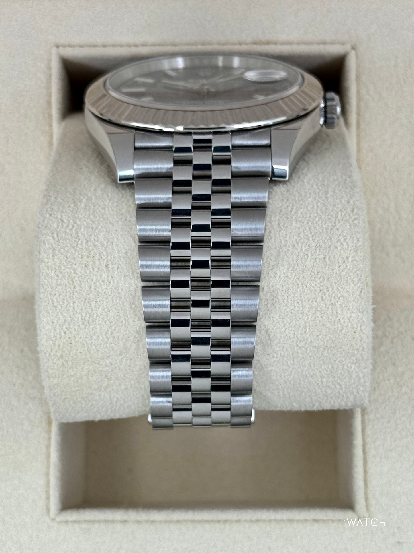 2022 Rolex Datejust 41mm 126334 Stainless Steel Jubilee Blue Motif Dial