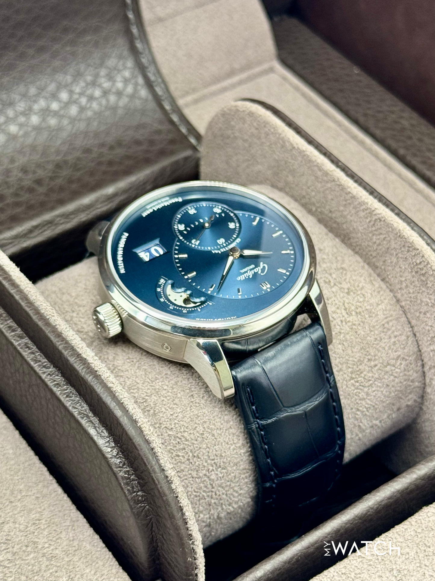 2025 Glashütte Original PanoMaticLunar 40mm 1-90-02-46-32-61 Blue Dial