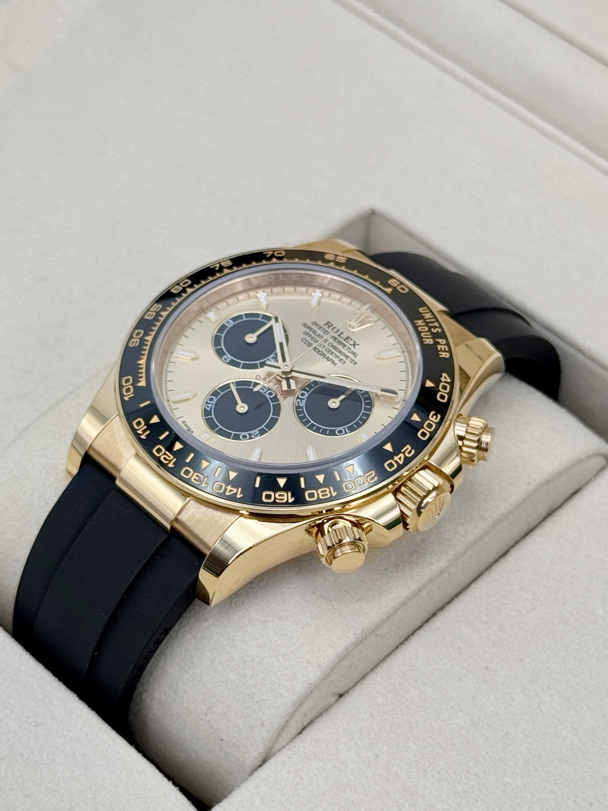 NEW 2026 Rolex Daytona 40mm 126518LN Yellow Gold Champagne Pikachu Dial (NEW STYLE CARD)