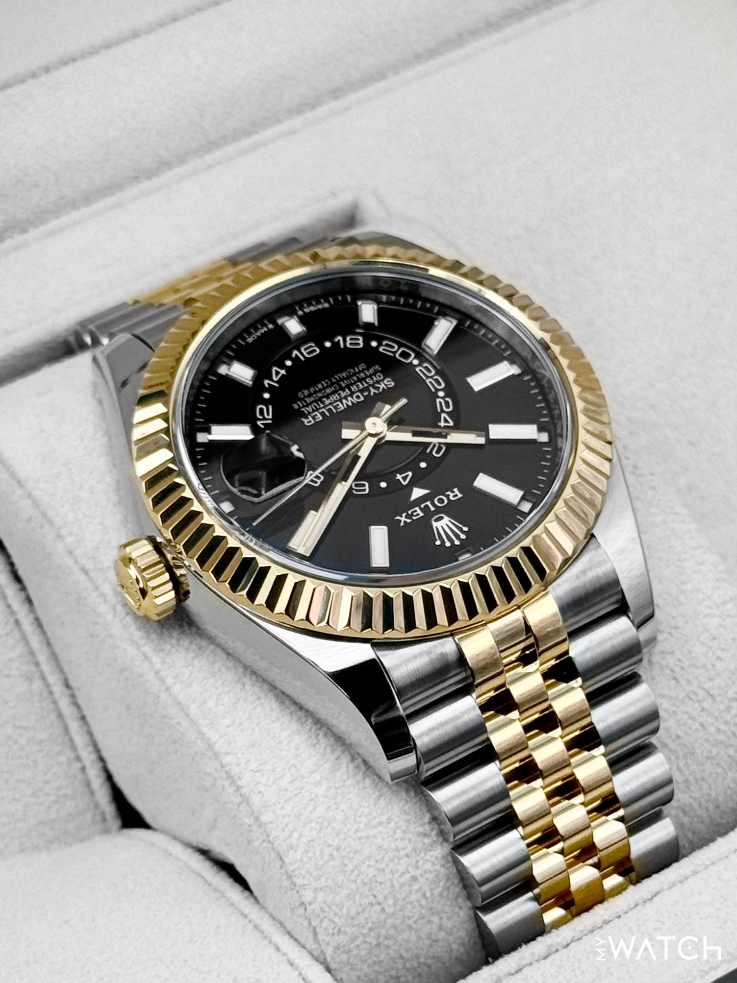 2025 Rolex Sky-Dweller 42mm 336933 Two-Tone Jubilee Black Dial