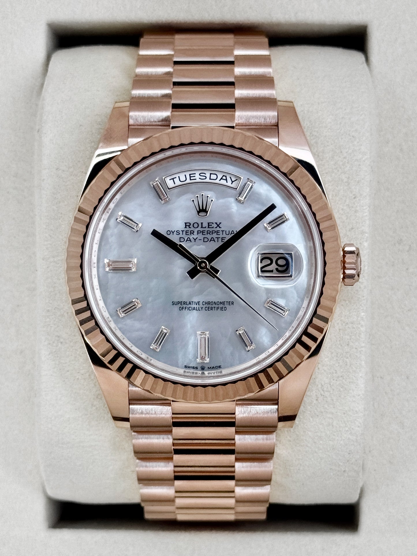 NEW 2026 Rolex Day-Date 40mm 228235 Presidential Rose Gold MOP Diamond Dial