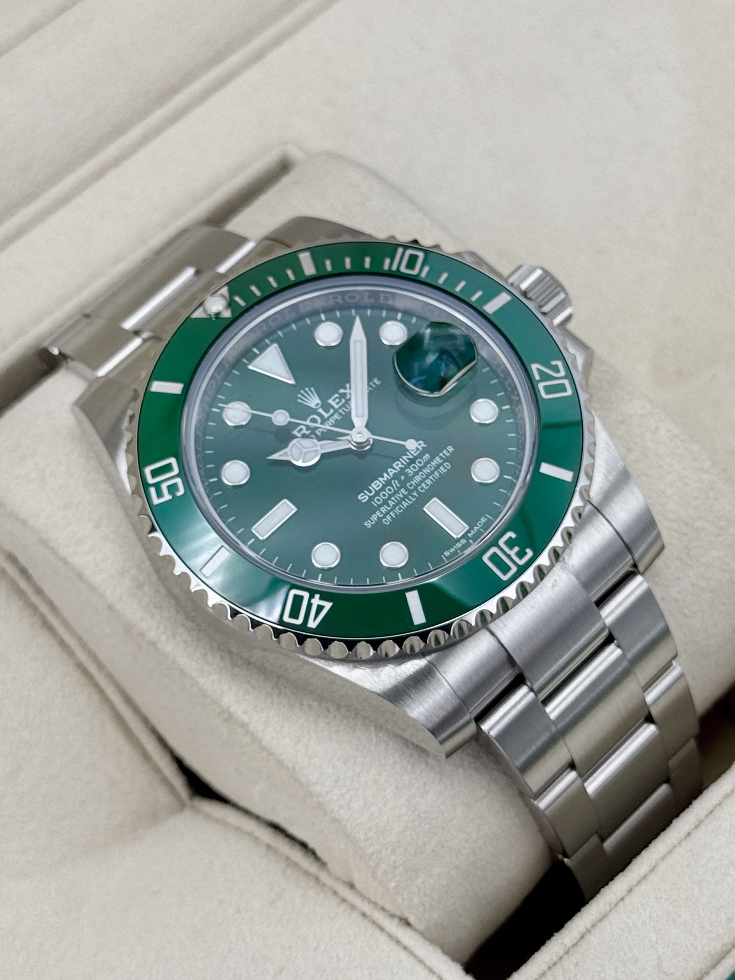 2019 Rolex Submariner Hulk 40mm 116610LV Green Dial