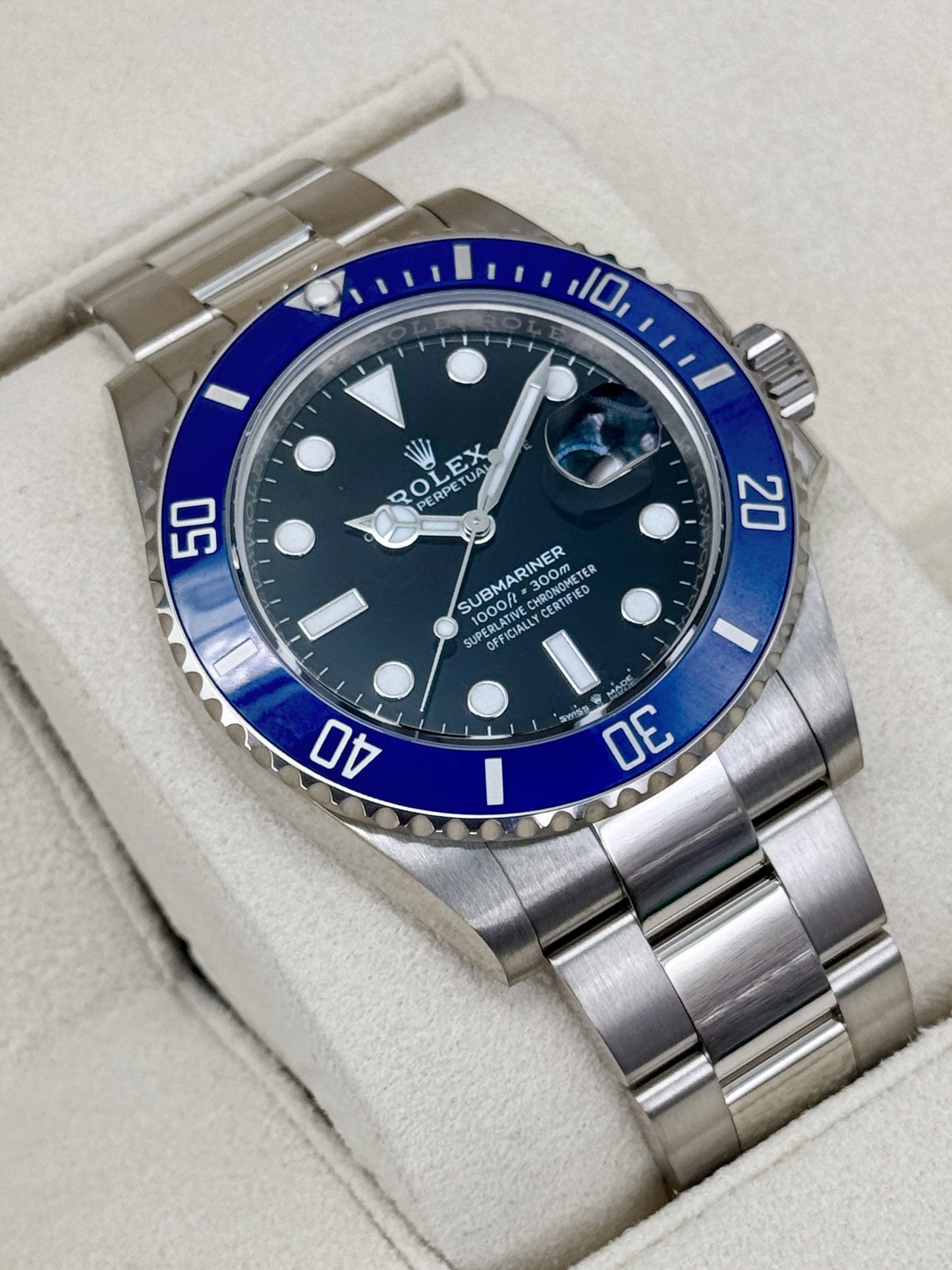 2025 Rolex Submariner “Cookie Monster ” 41mm 126619LB White Gold Black Dial