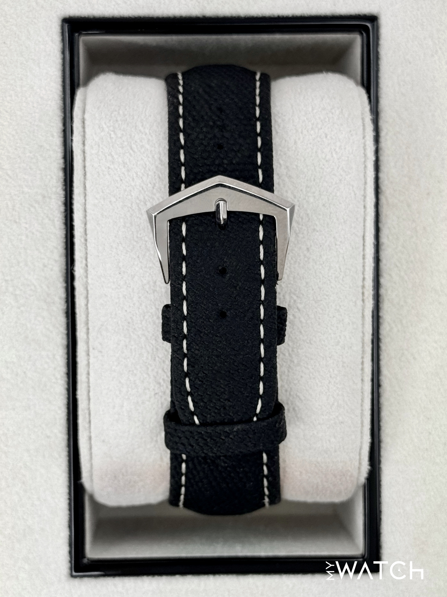 2023 Patek Philippe Calatrava 40mm 5226G White Gold Black Dial