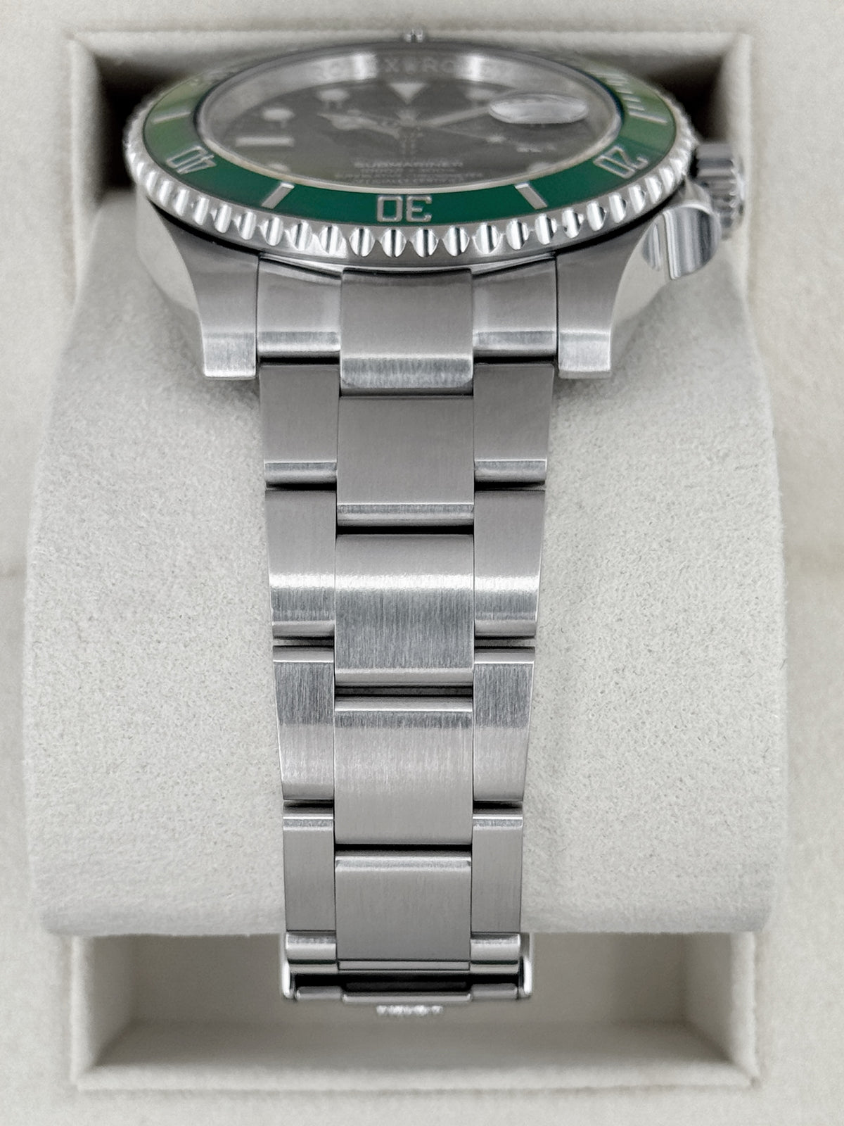 2016 Rolex Submariner Hulk 40mm 116610LV Green Dial
