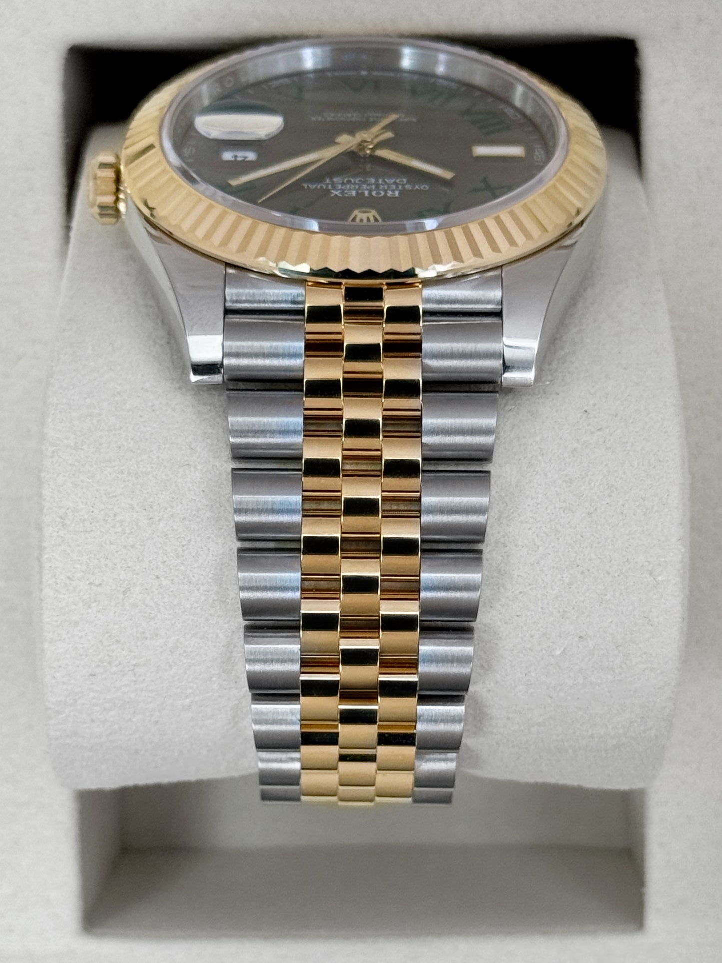 NEW 2026 Rolex Datejust 41mm 126333 Two-Tone Jubilee Wimbledon Dial