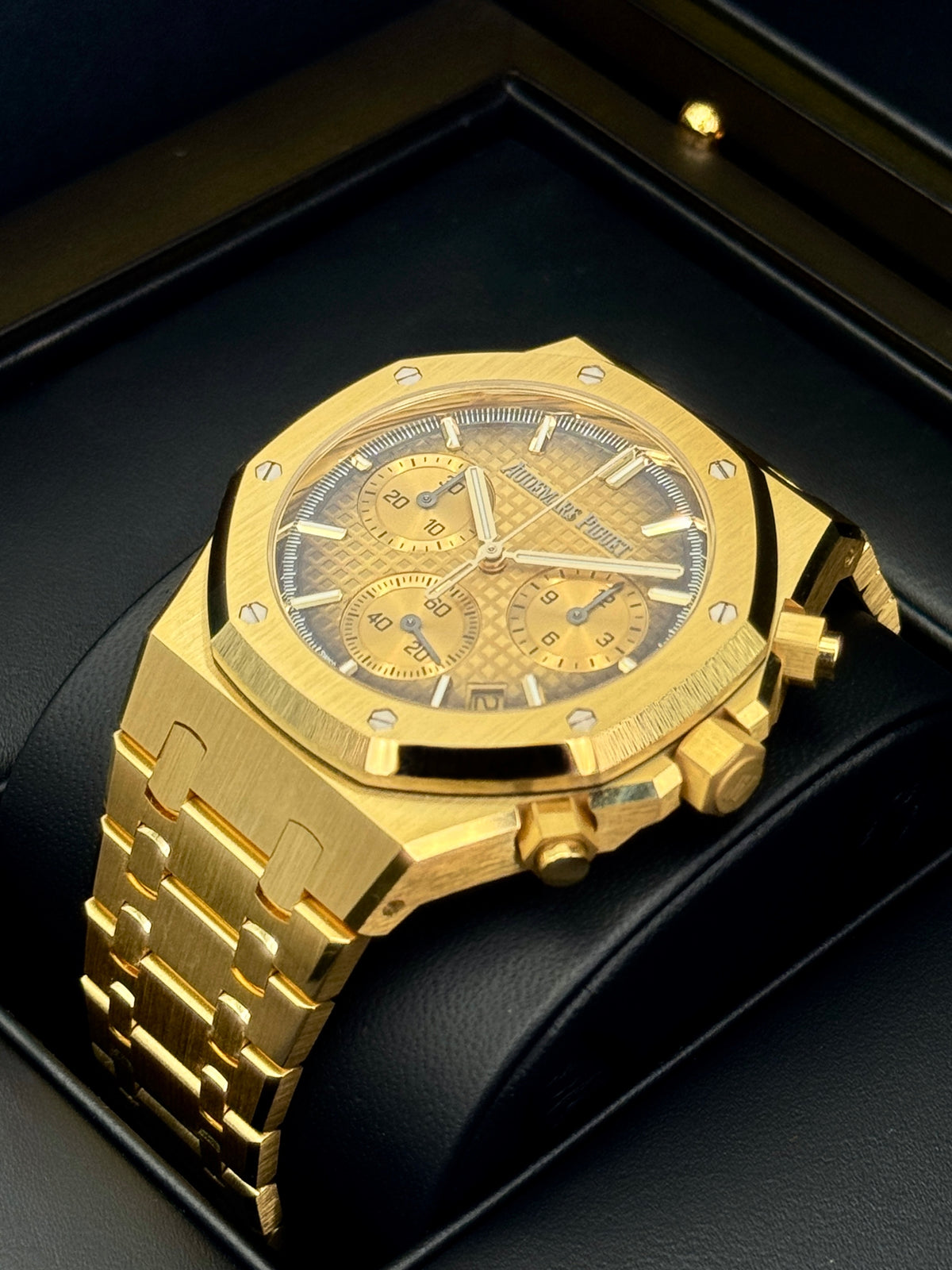 NEW 2026 Audemars Piguet Royal Oak Chronograph 41mm 26240BA Gold Dial
