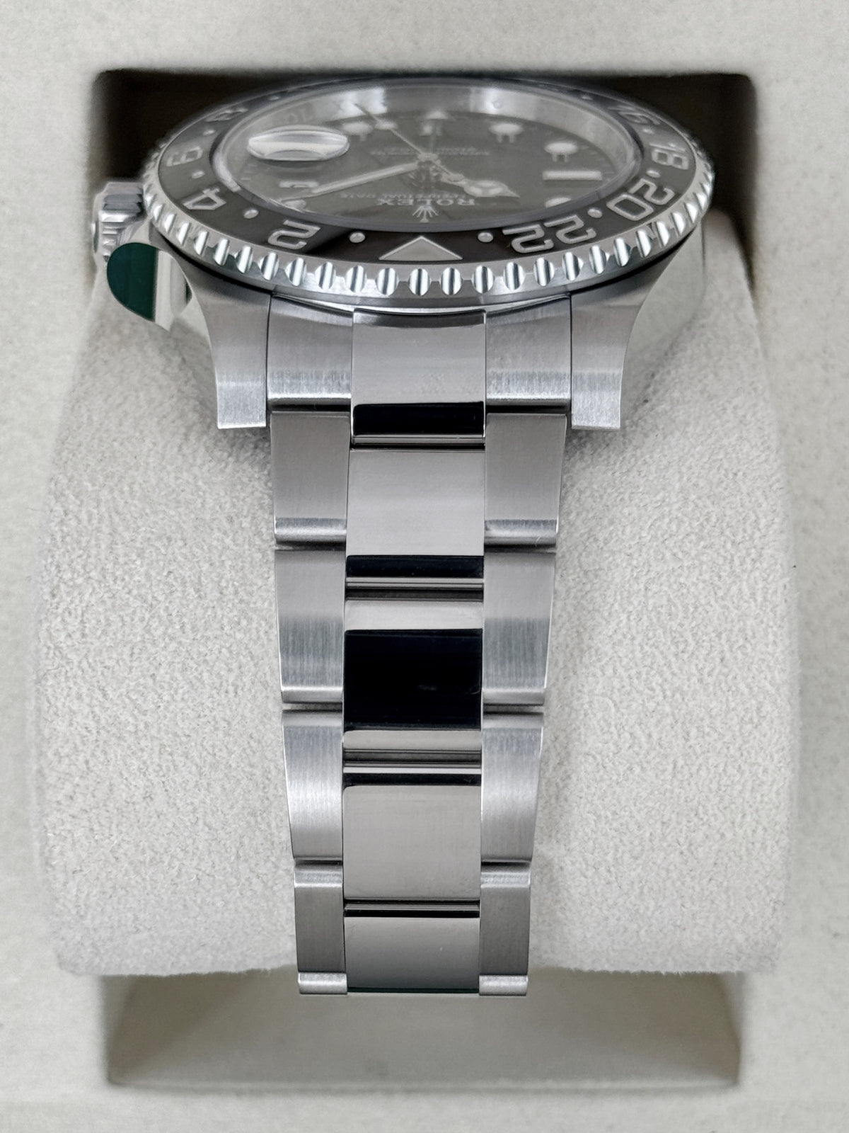 NEW 2026 Rolex GMT-Master II Bruce Wayne 40mm 126710GRNR Oyster (NEW STYLE CARD)