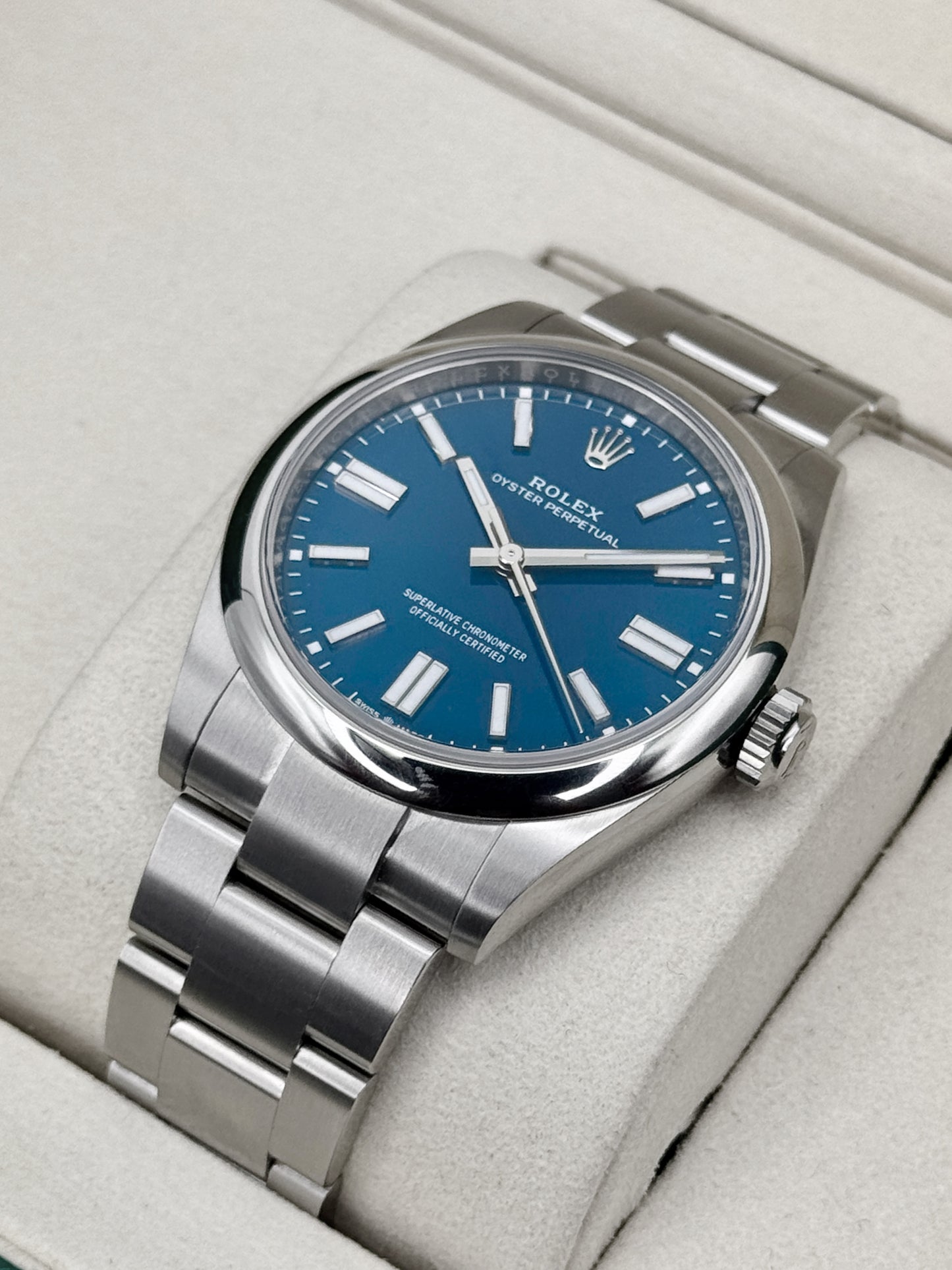 2025 Rolex Oyster Perpetual 41mm 134300 Med Blue Dial