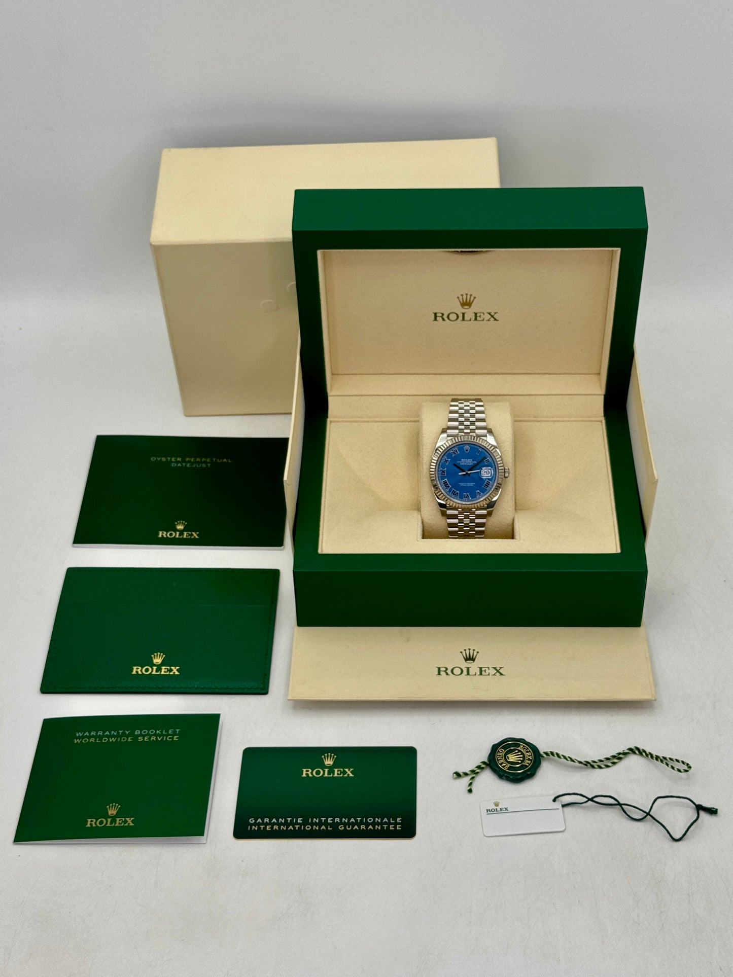 2025 Rolex Datejust 41mm 126334 Stainless Steel Jubilee Azzurro Blue Dial
