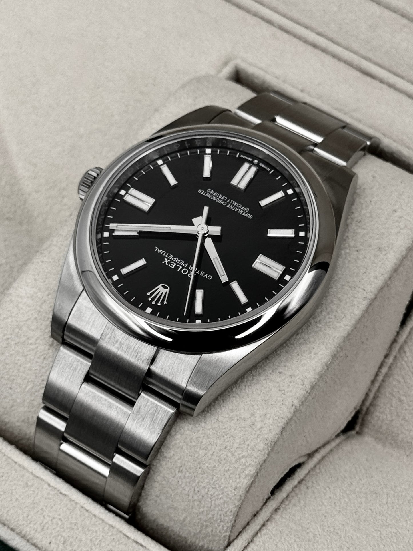2023 Rolex Oyster Perpetual 41mm 124300 Black Dial