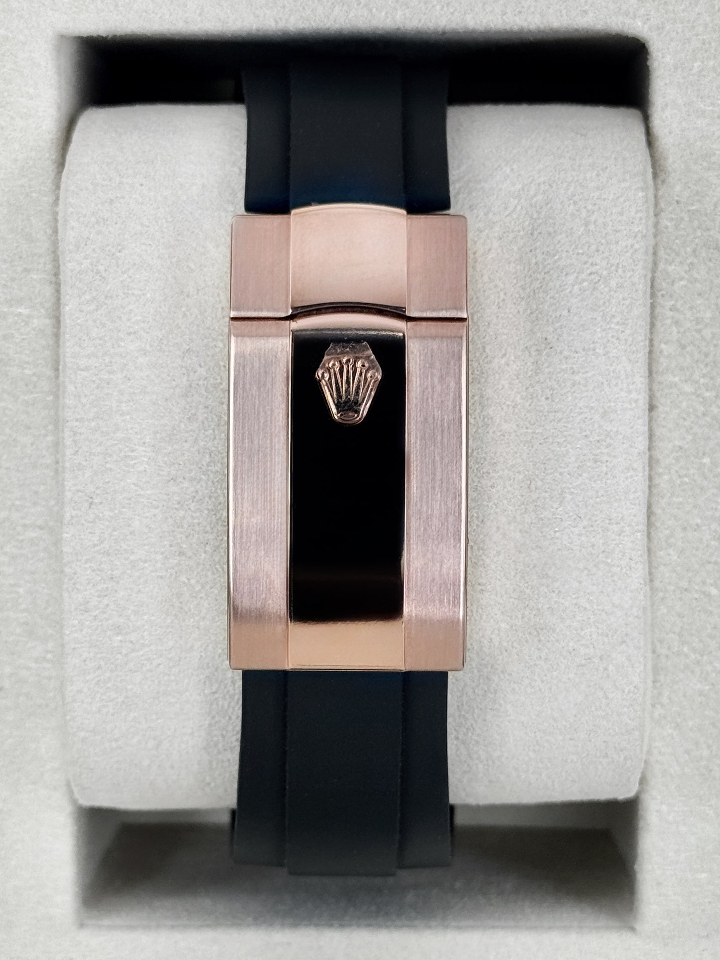 NEW 2026 Rolex Sky-Dweller 42mm 336235 Rose Gold Oysterflex Rhodium Dial - STICKERED