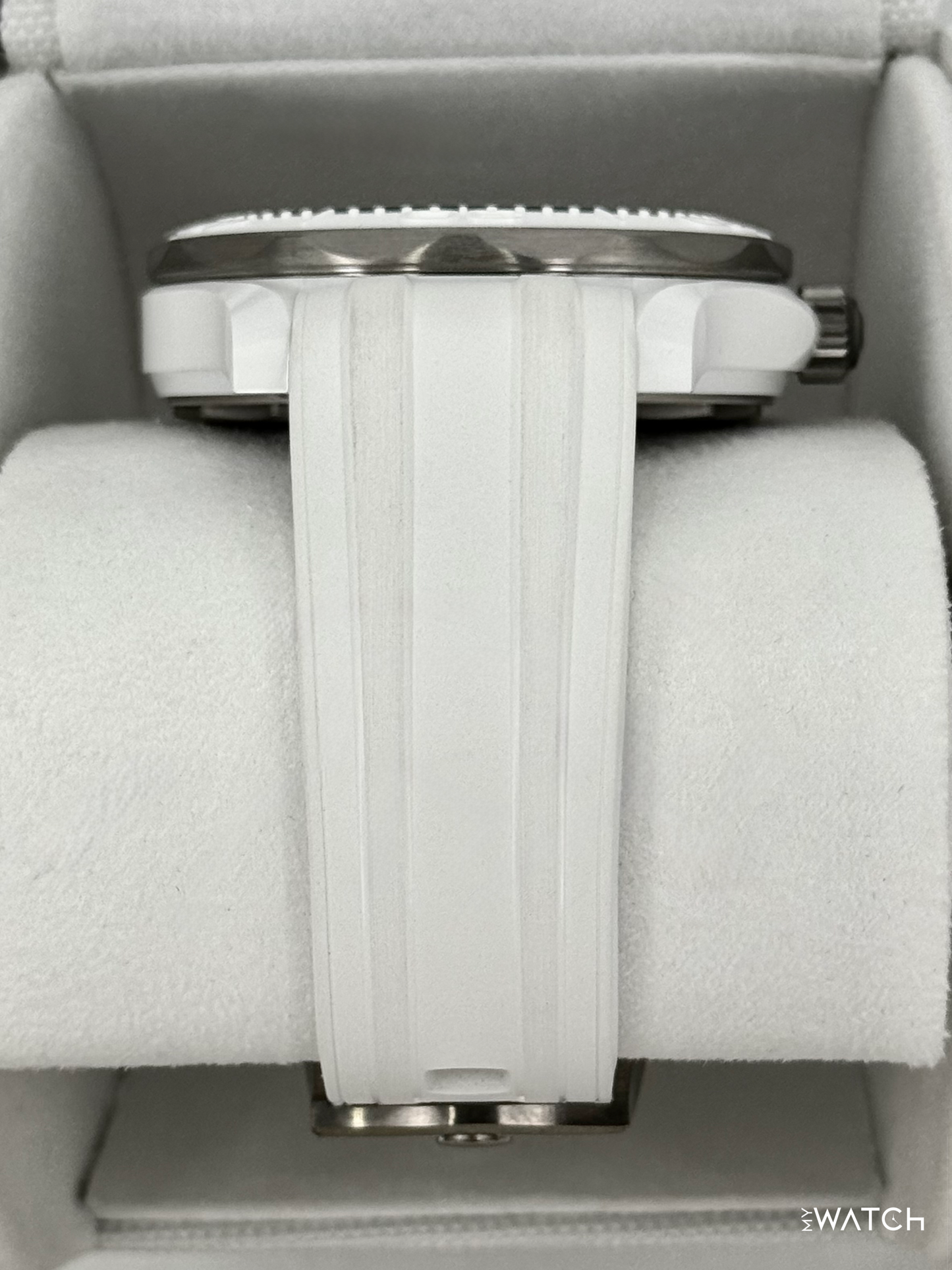 NEW 2026 Omega Seamaster Diver 300M 43.5mm 522.92.44.20.04.001 White - MyWatchLLC