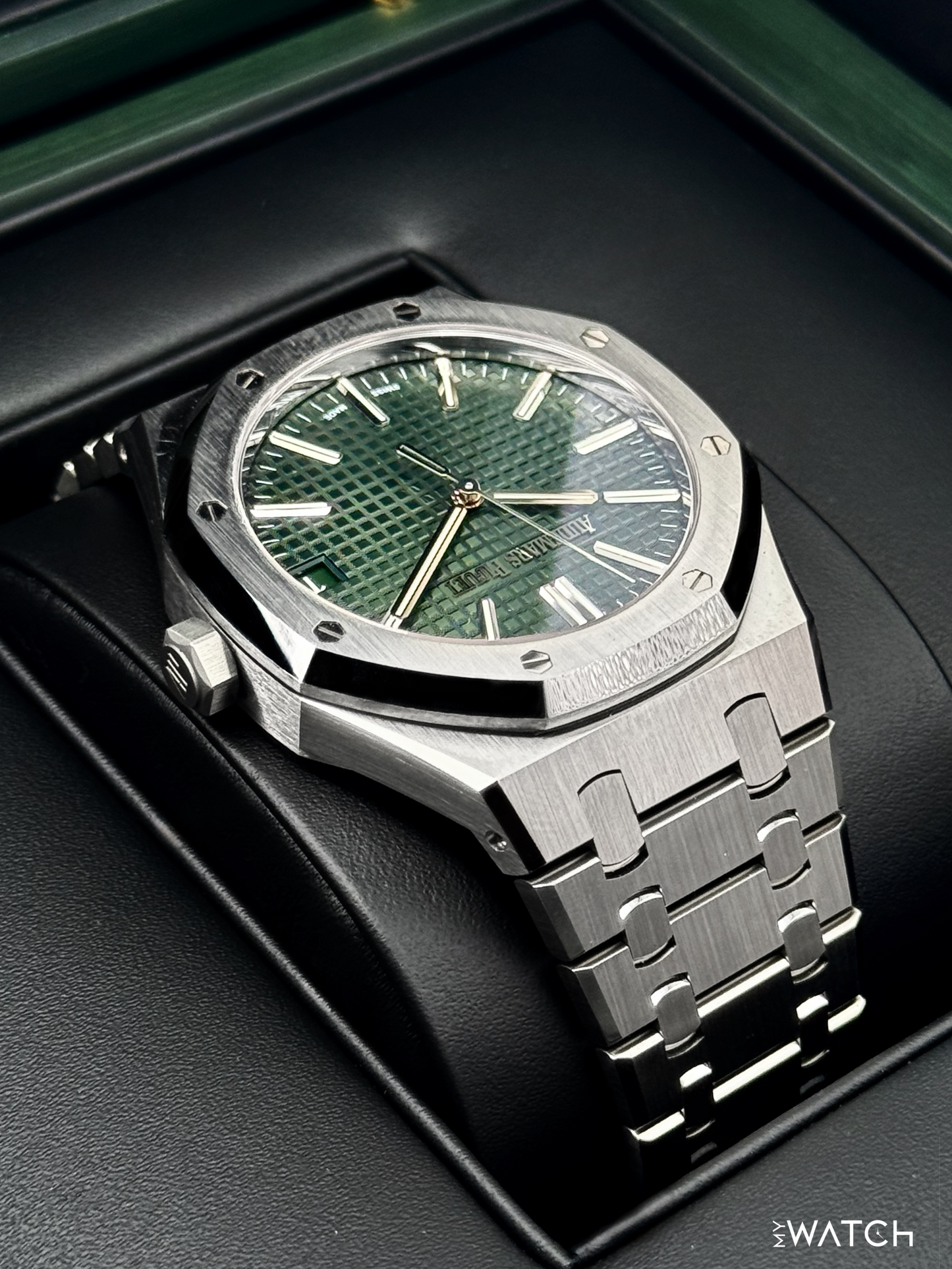 2025 Audemars Piguet  Royal Oak 41mm 15510ST Stainless Steel Green Dial - MyWatchLLC