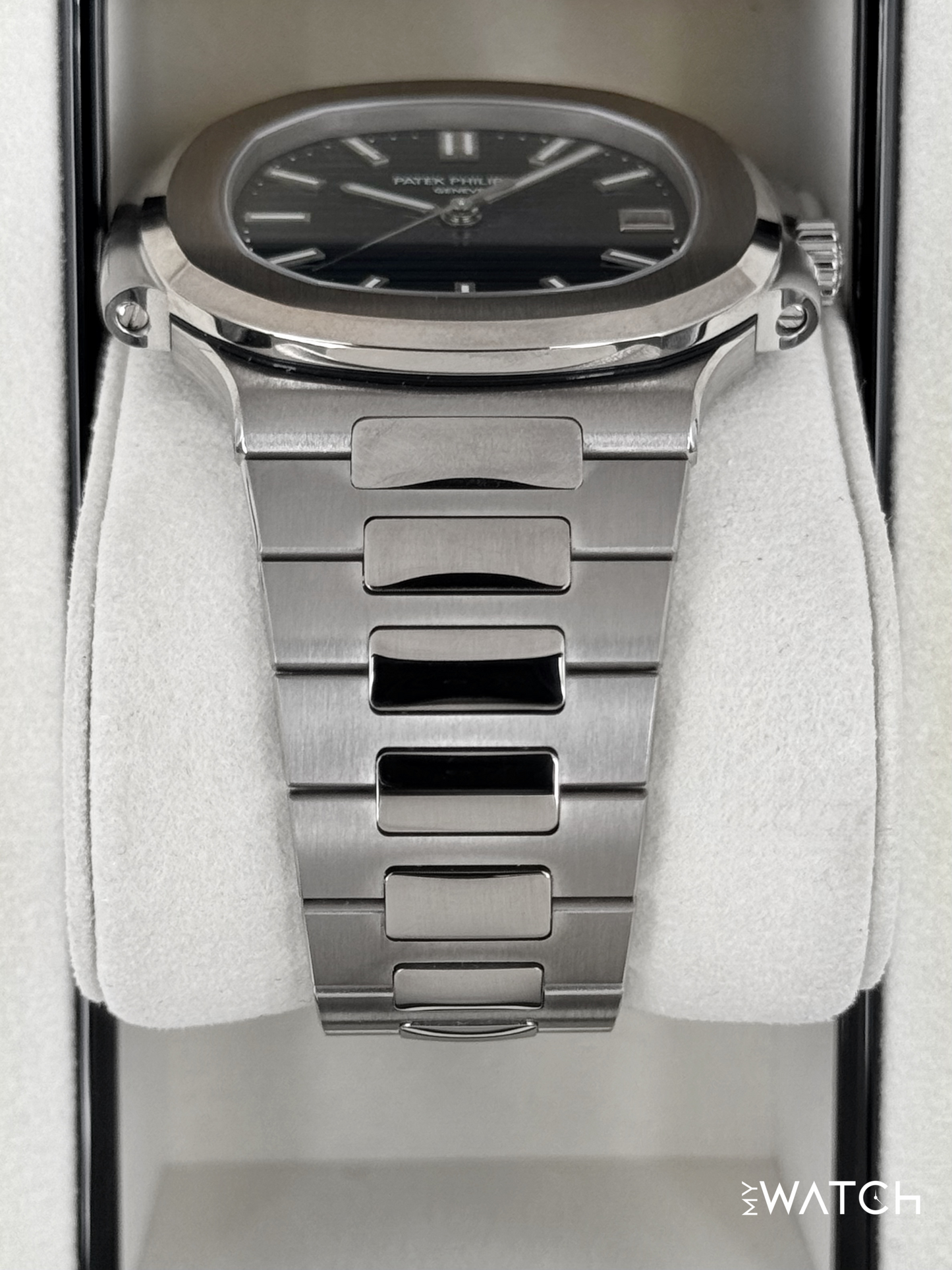 NEW 2025 Patek Philippe Nautilus 41mm 5811/1G White Gold Blue Dial