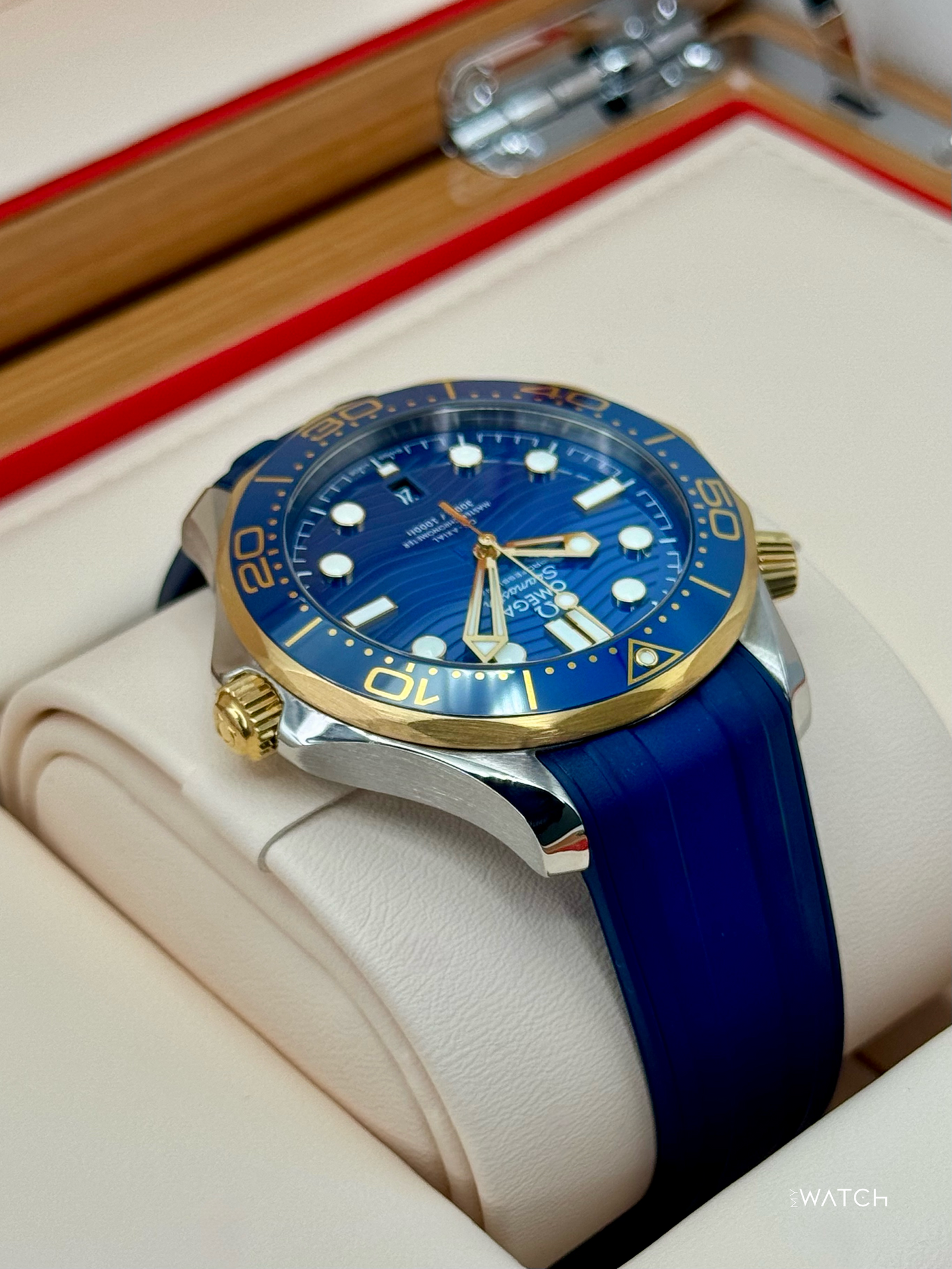 2024 Omega Seamaster Diver 300M 42mm 210.22.42.20.03.001 Blue Dial