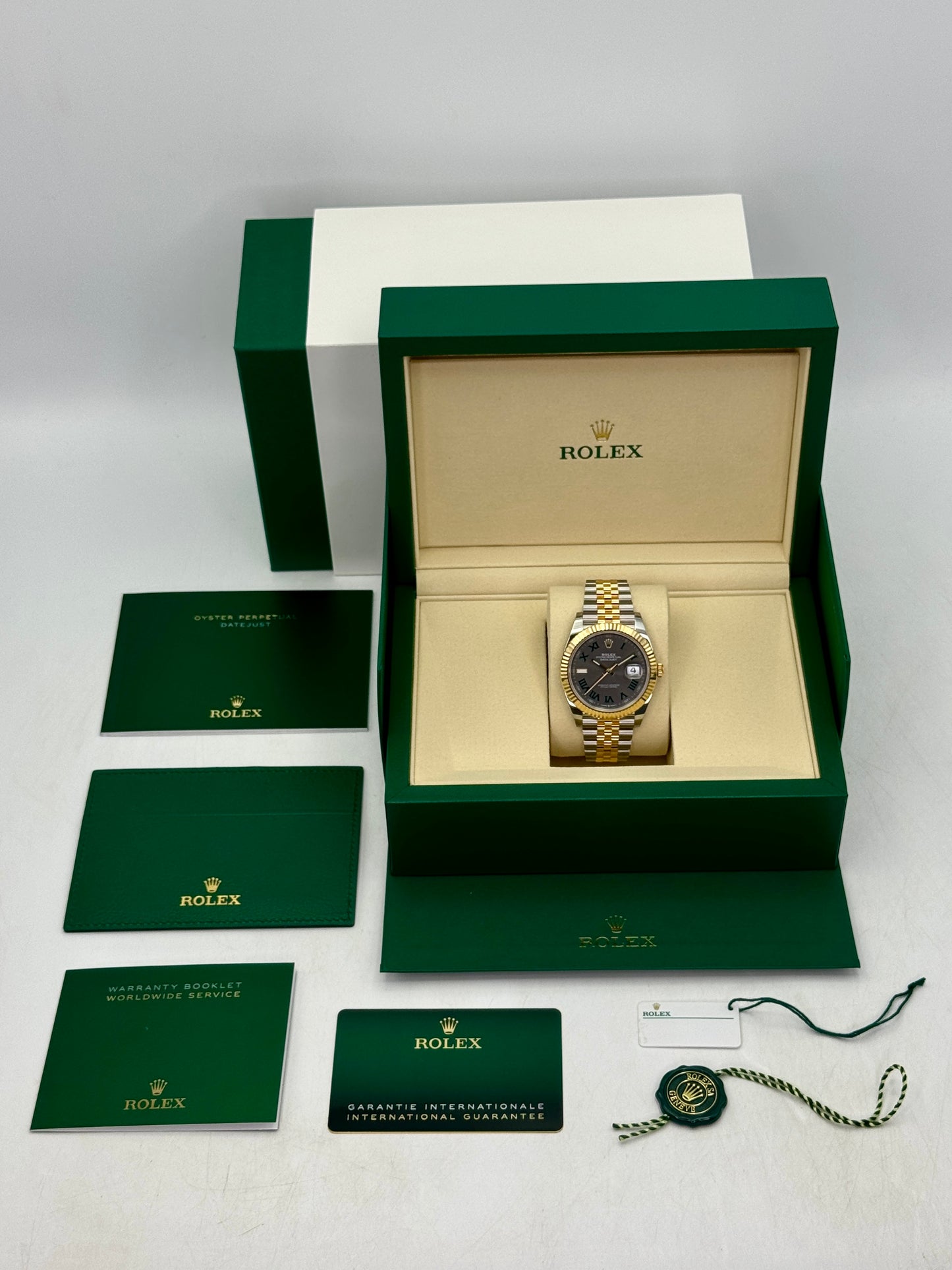 NEW 2026 Rolex Datejust 41mm 126333 Two-Tone Jubilee Wimbledon Dial