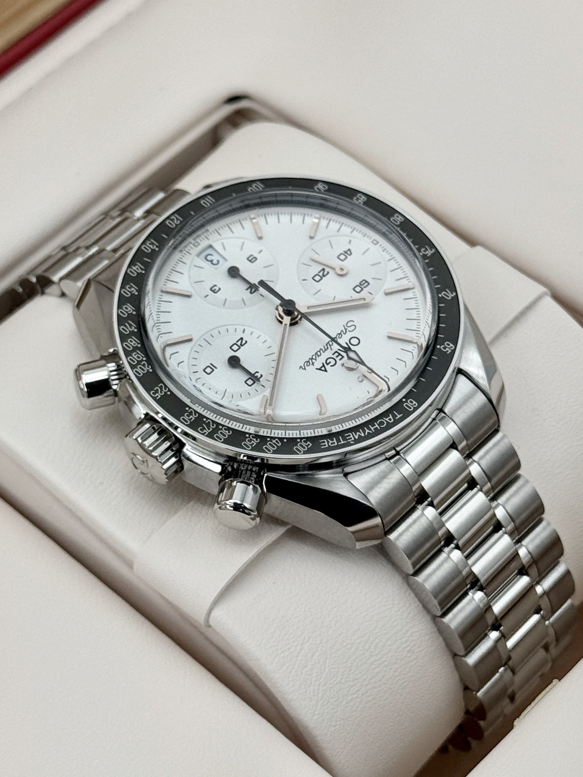 NEW 2026 Omega Speedmaster 38mm 324.30.38.50.02.003 Stainless Steel White Dial