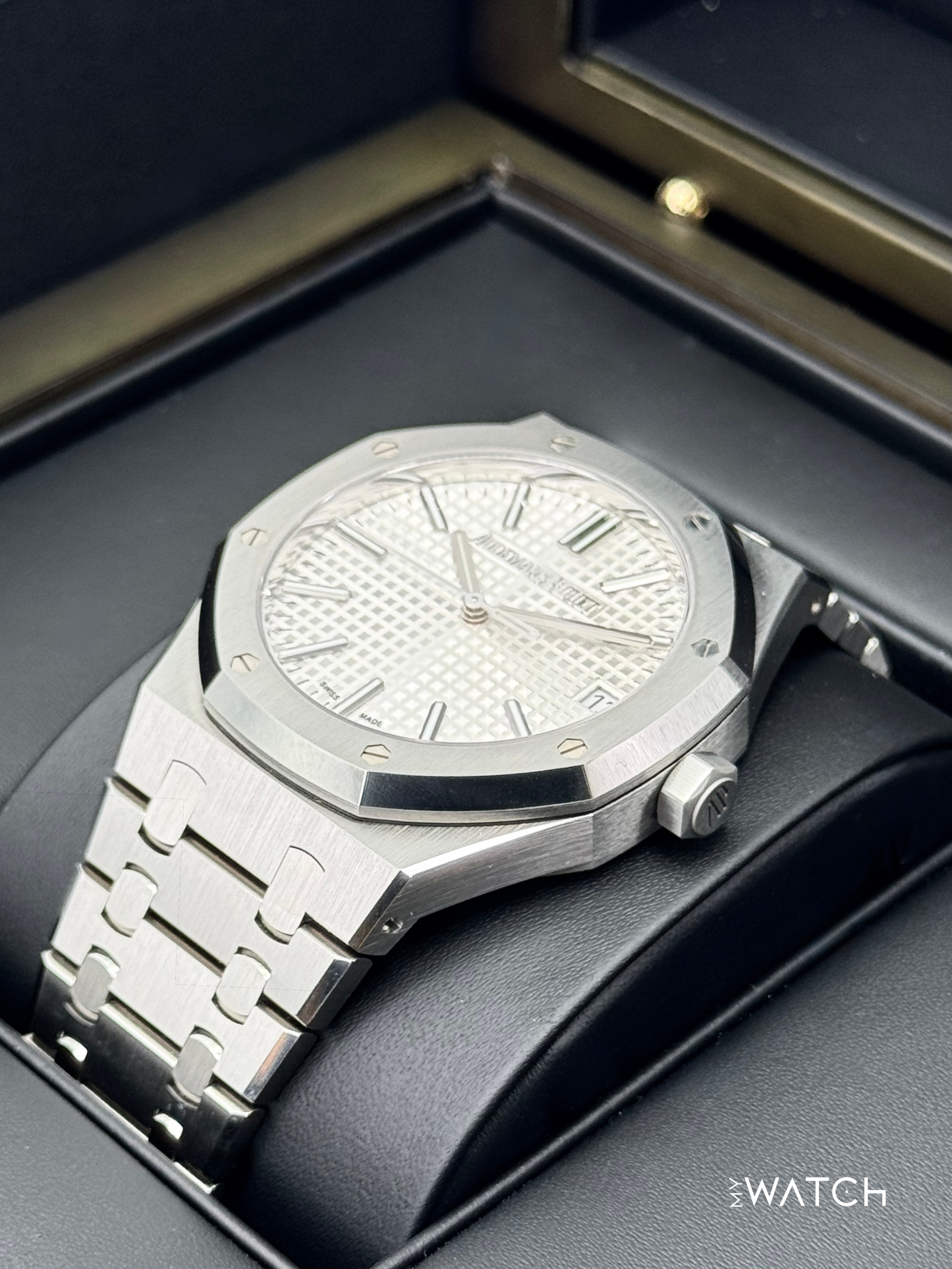 NEW 2022 Audemars Piguet  Royal Oak  41mm 15510ST Stainless Steel White Dial