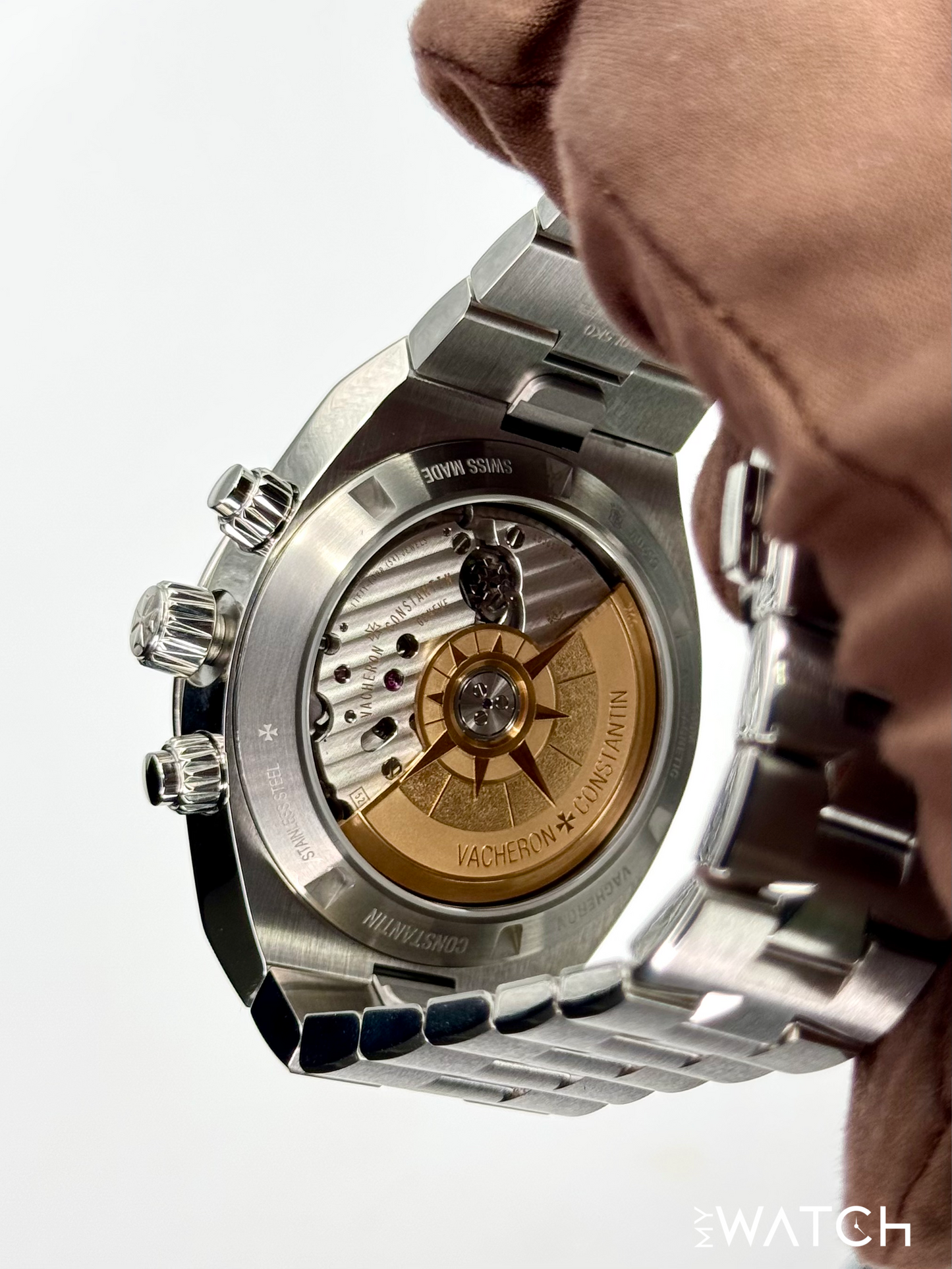 2024 Vacheron Constantin Overseas 42.5mm 5520V Stainless Steel Silver Dial