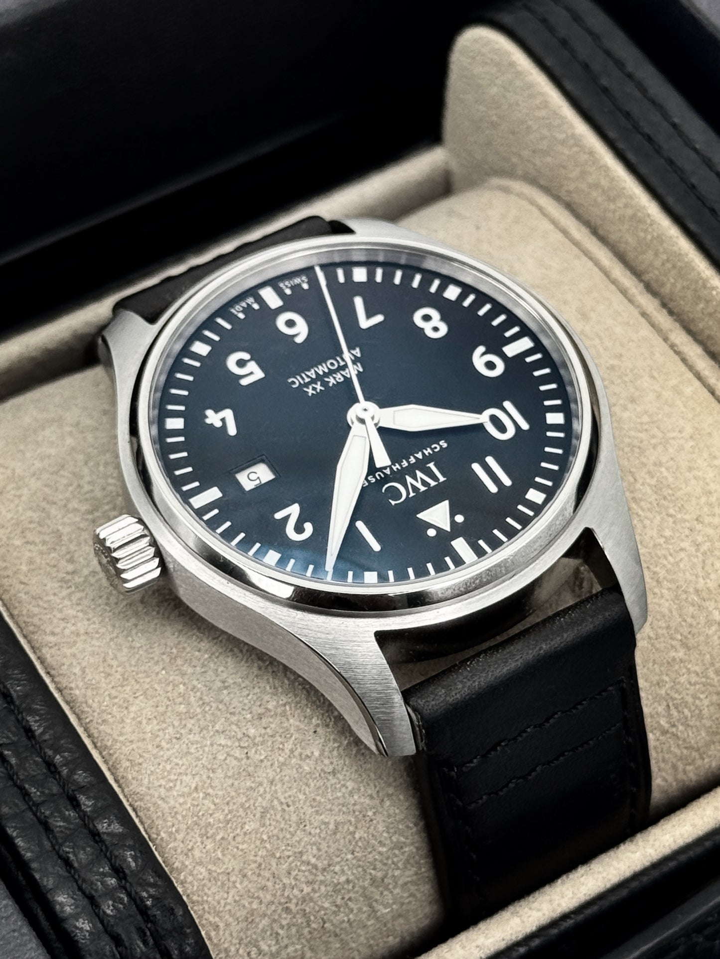 2026 IWC Pilot's Watch Mark XX 40mm IW328201 Stainless Steel Black Dial