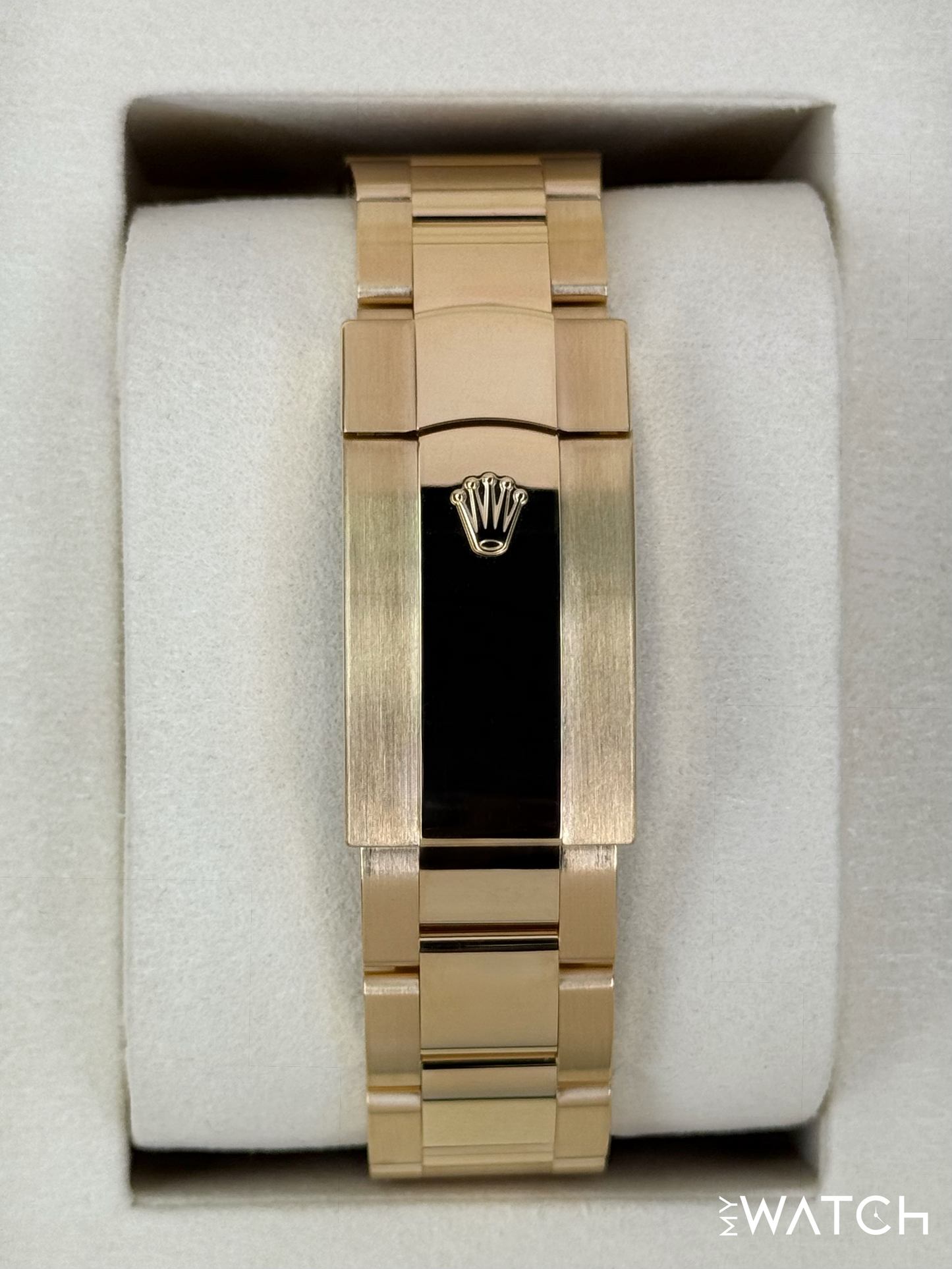 NEW 2025 Rolex Sky-Dweller 42mm 336938 Yellow Gold Oyster Green Dial