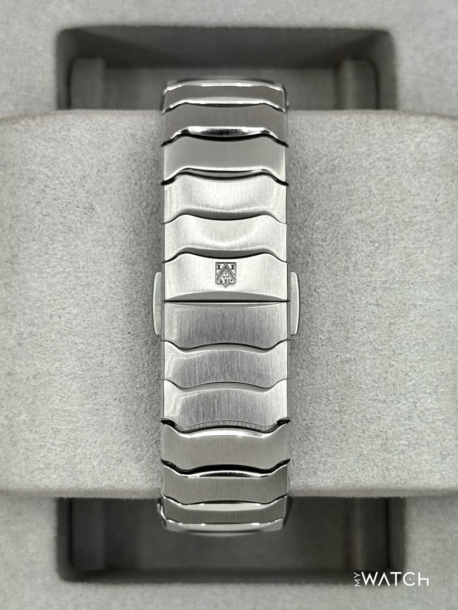 2025 H. Moser & Cie. Streamliner Flyback Chronograph 42.3mm 6907-1200 Blue Dial - MyWatchLLC