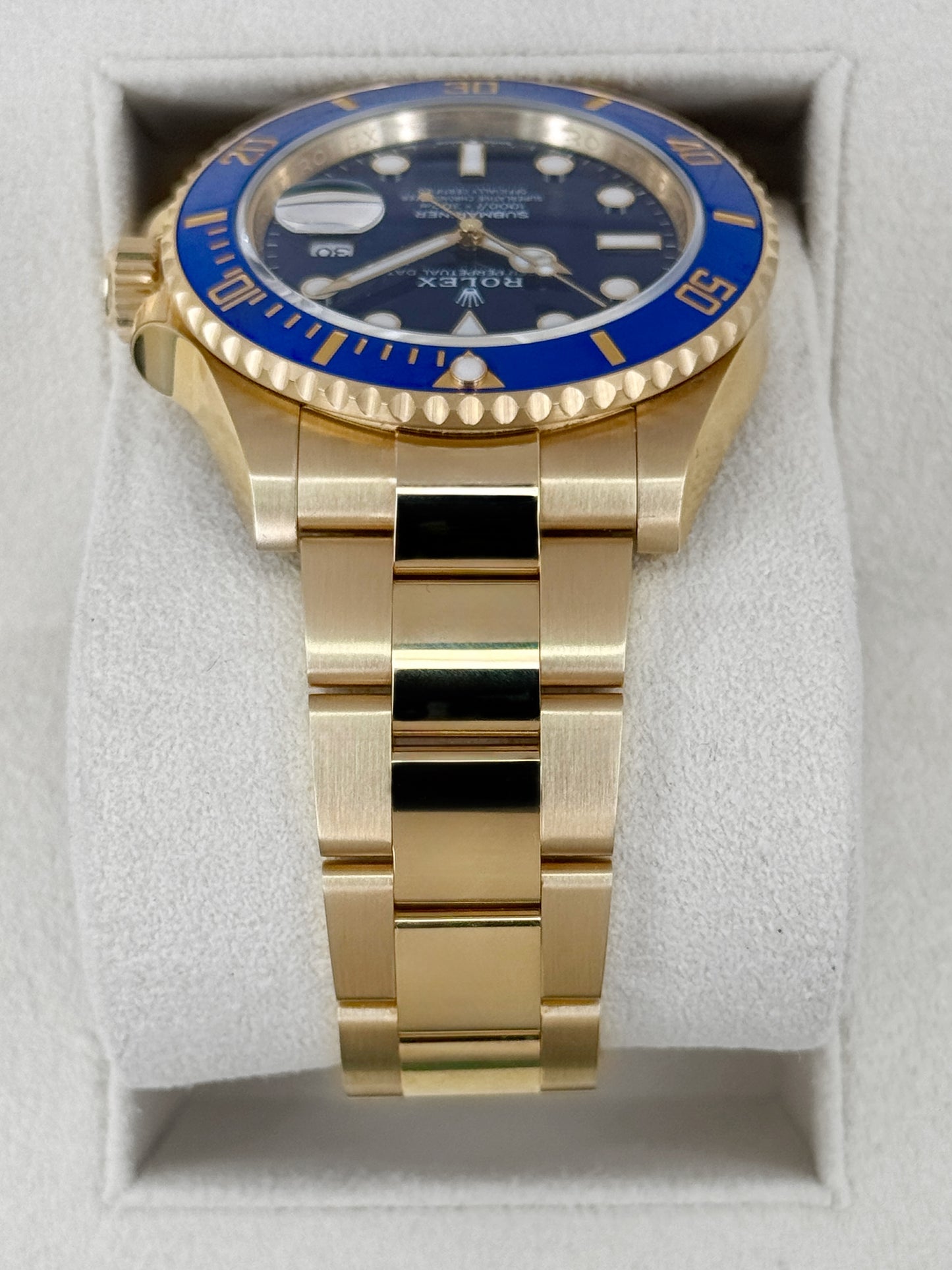 2025 Rolex Submariner "Bluesy" 41mm 126618LB Yellow Gold Blue Dial