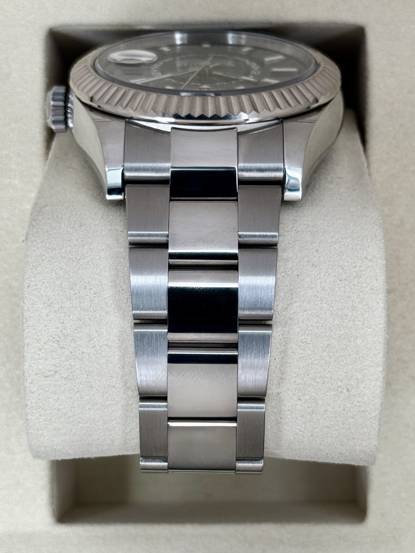 2025 Rolex Sky-Dweller 42mm 336934 Oyster Green Dial