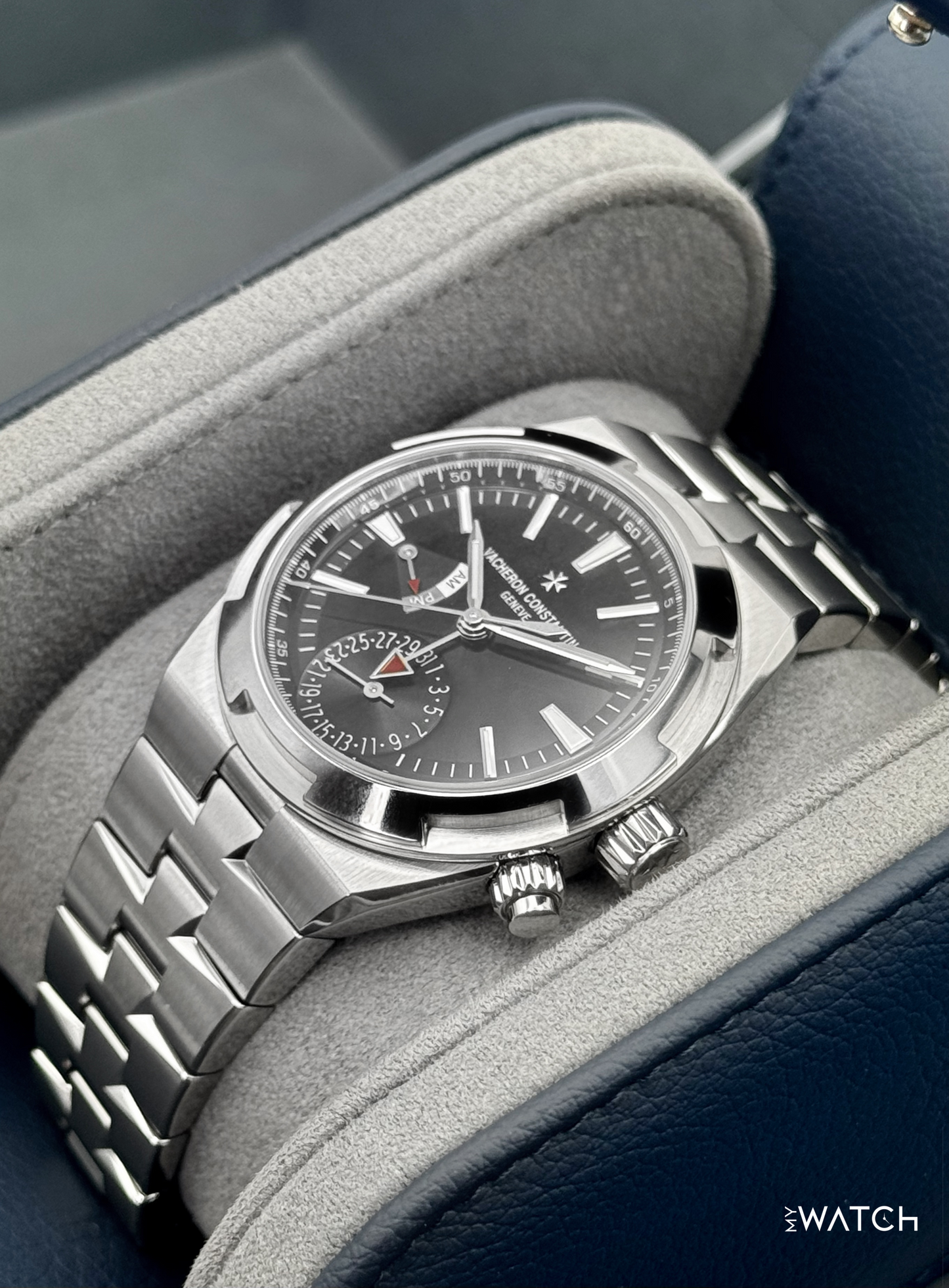2026 Vacheron Constantin Overseas Dual Time 41mm 7920V Black Dial