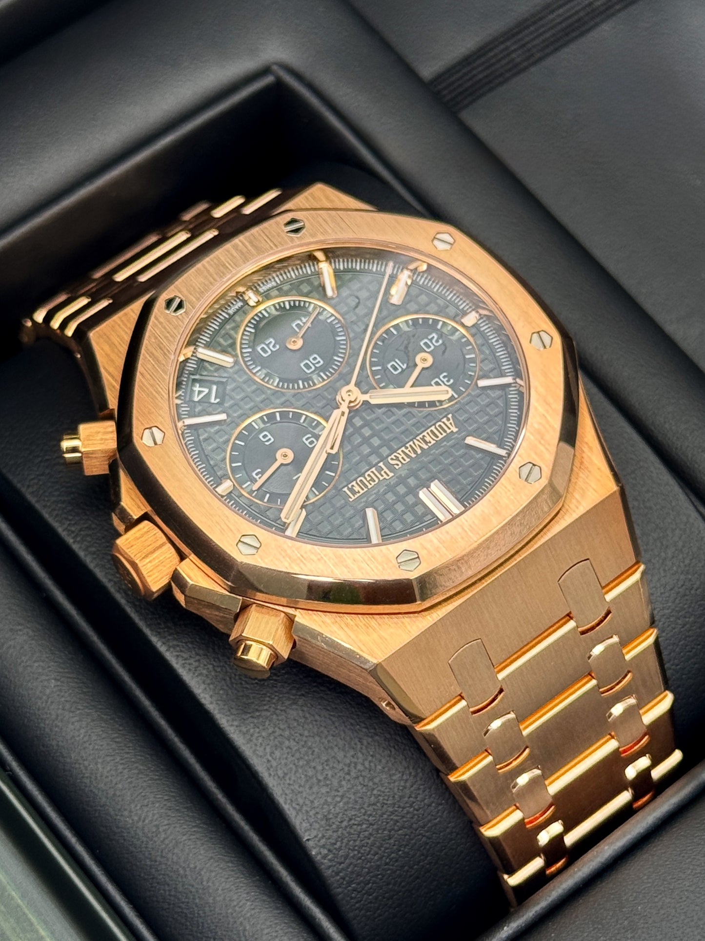 2024 Audemars Piguet Royal Oak Chronograph 41mm 26240OR Green Dial