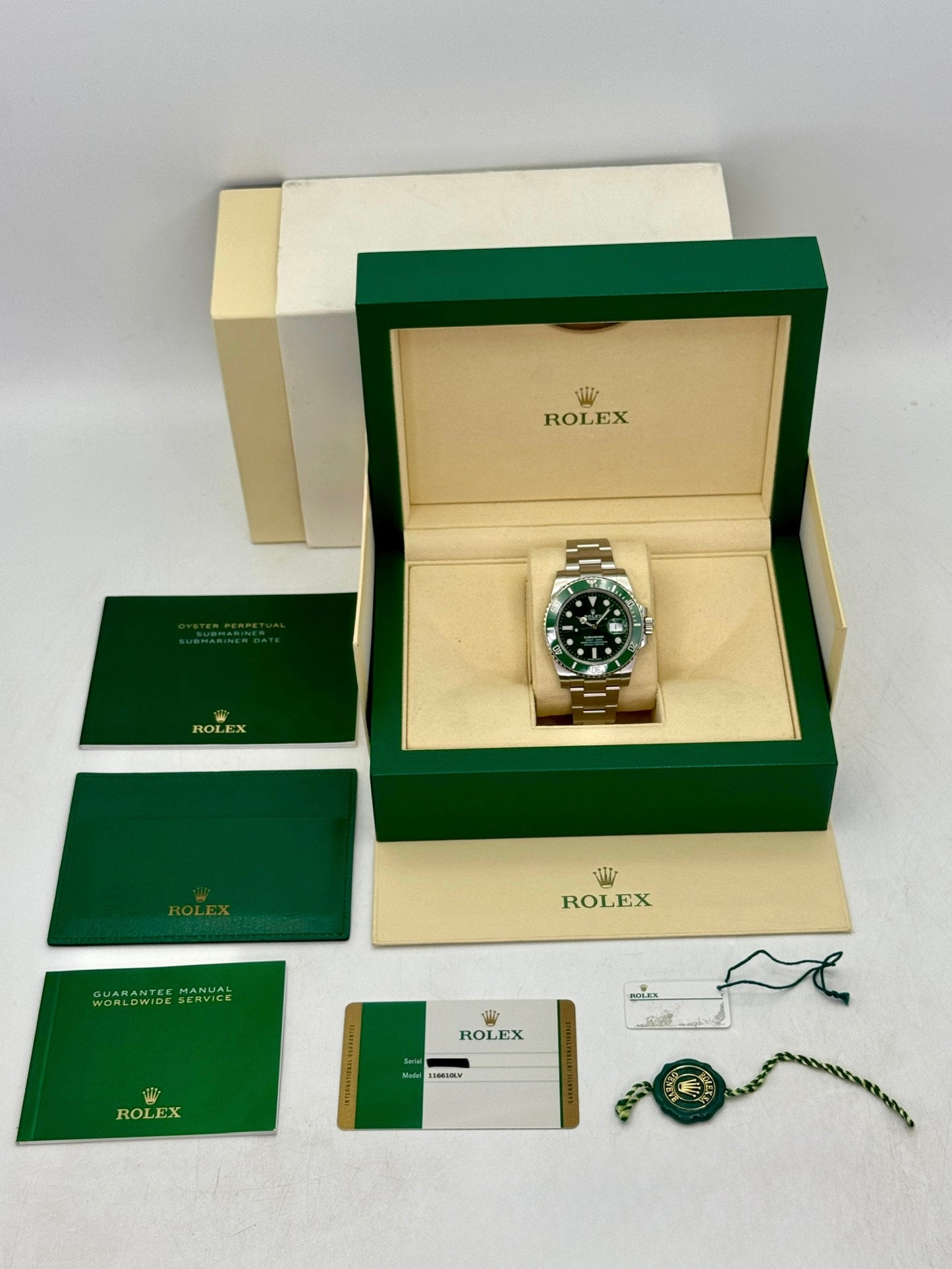 2019 Rolex Submariner Hulk 40mm 116610LV Green Dial