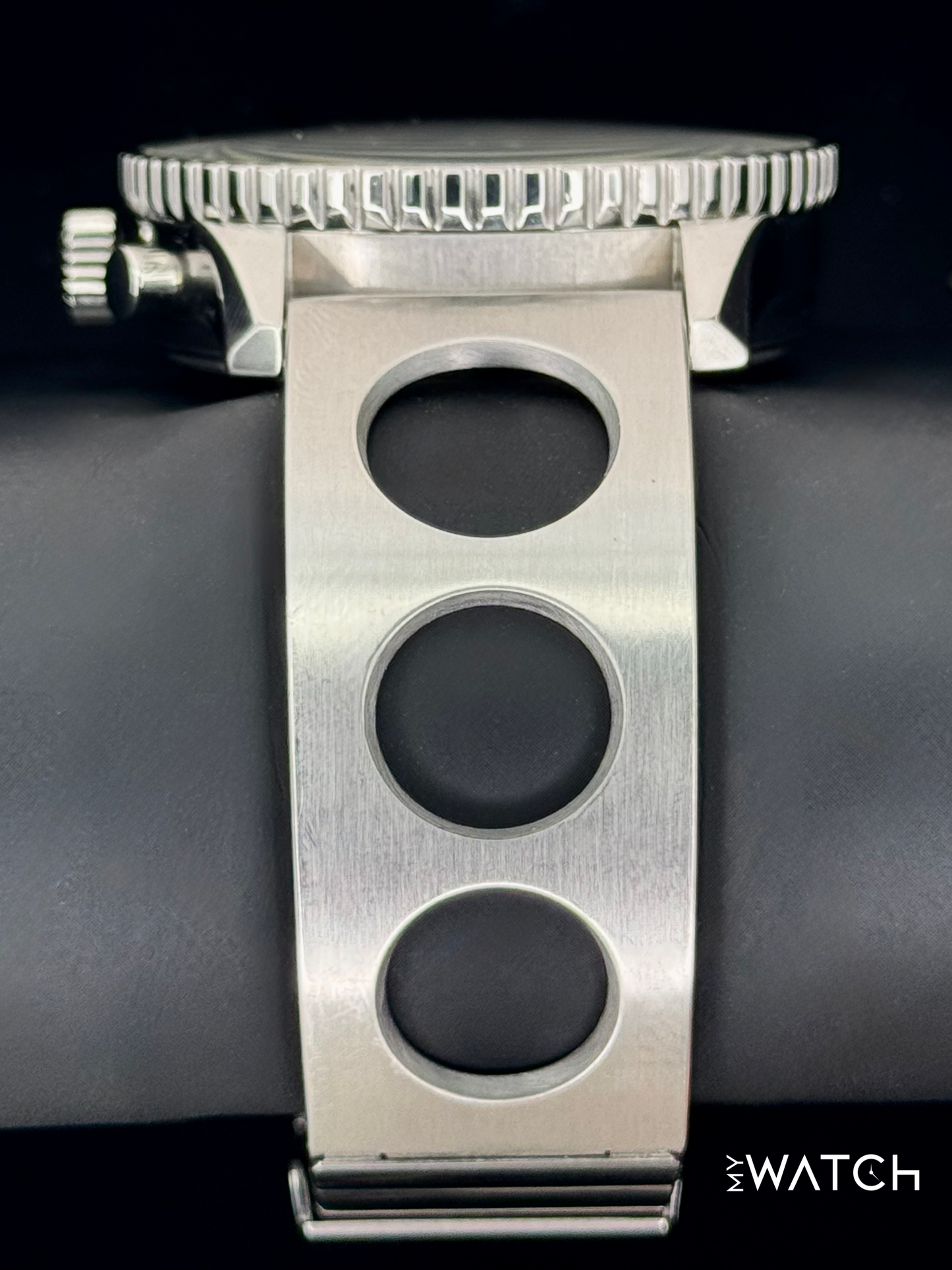 2011 Breitling Navitimer 125th Anniversary 43mm A26322 Stainless Steel Black Dial