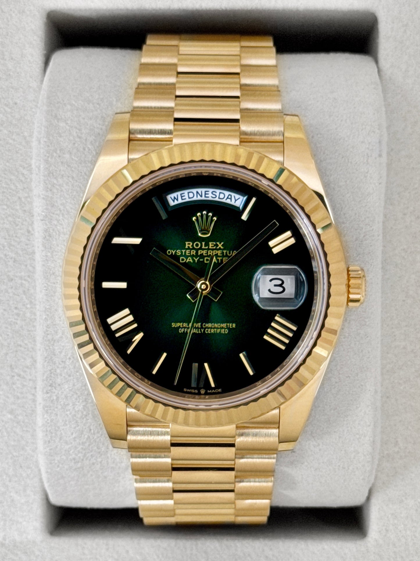NEW 2026 Rolex Day-Date 40mm 228238 Presidential Green Ombre Dial