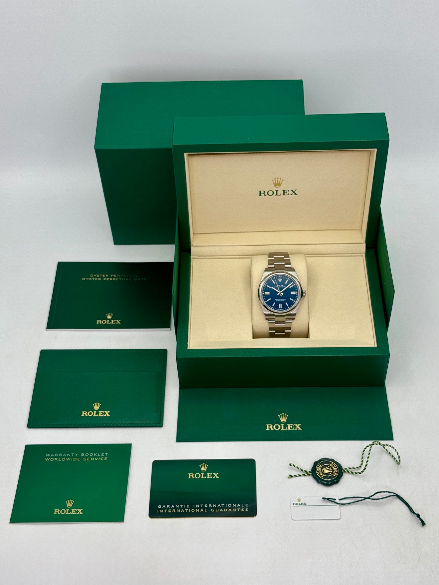 2025 Rolex Oyster Perpetual 41mm 134300 Med Blue Dial