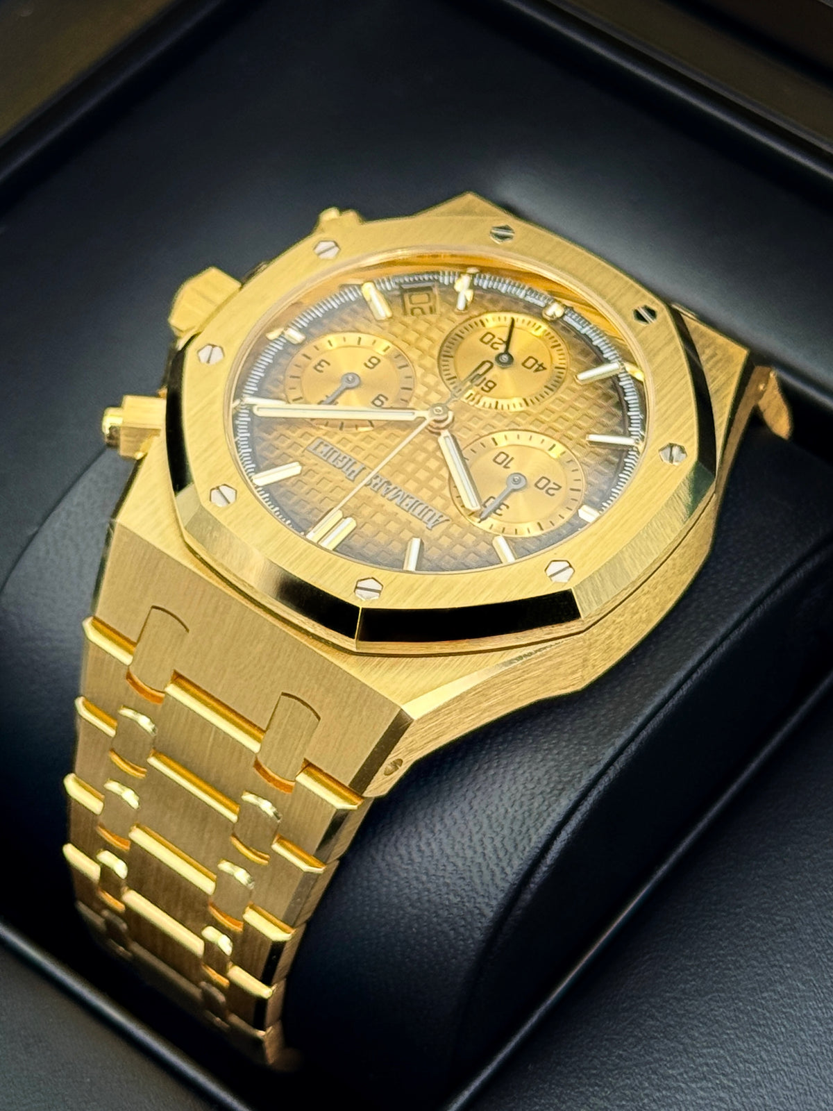 NEW 2026 Audemars Piguet Royal Oak Chronograph 41mm 26240BA Gold Dial