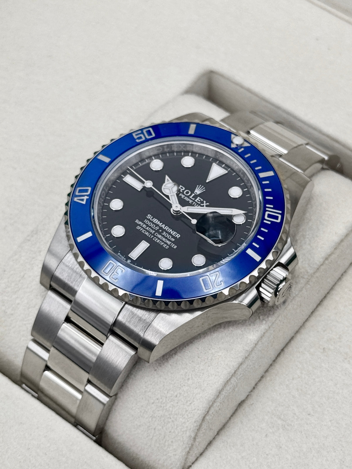 NEW 2026 Rolex Submariner Cookie Monster 41mm 126619LB White Gold Black Dial (STICKERED)