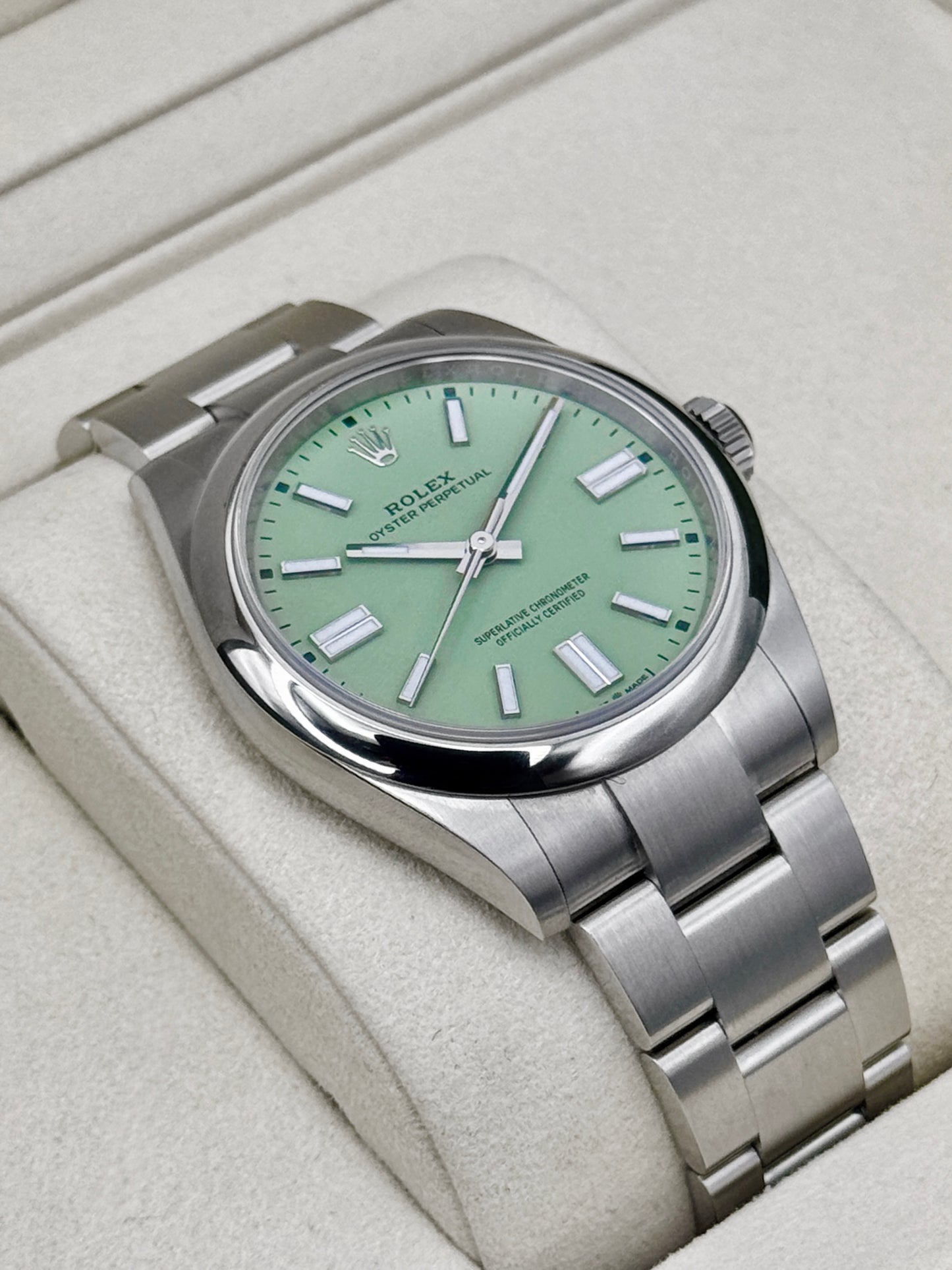 2025 Rolex Oyster Perpetual 41mm 134300 Pistachio Dial