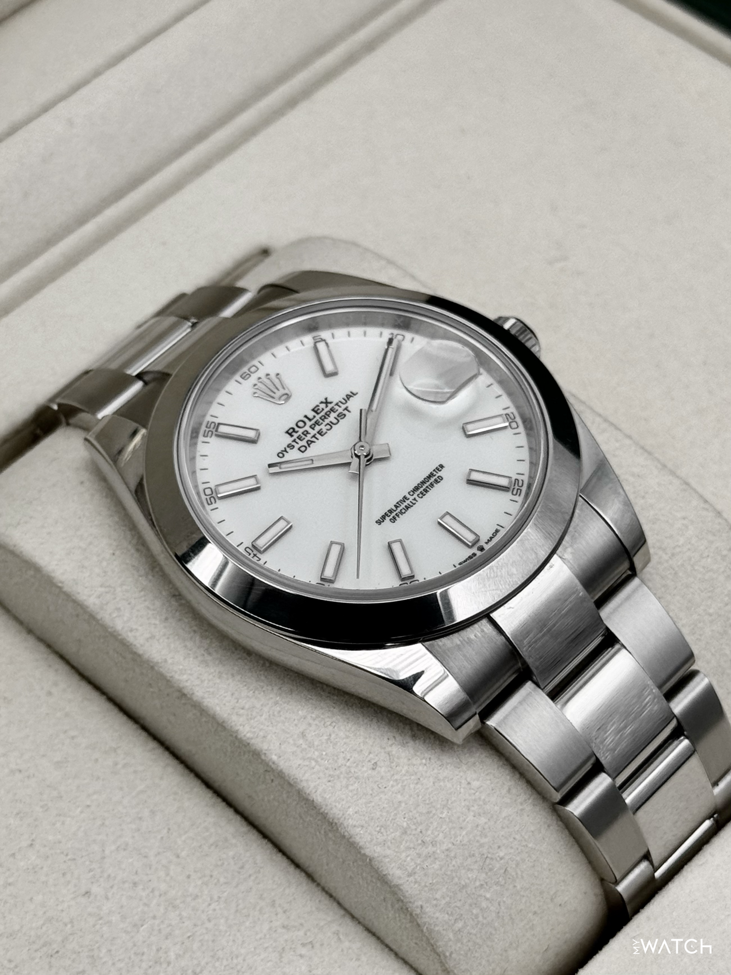 2025 Rolex Datejust 41mm 126300 Stainless Steel Oyster White Dial