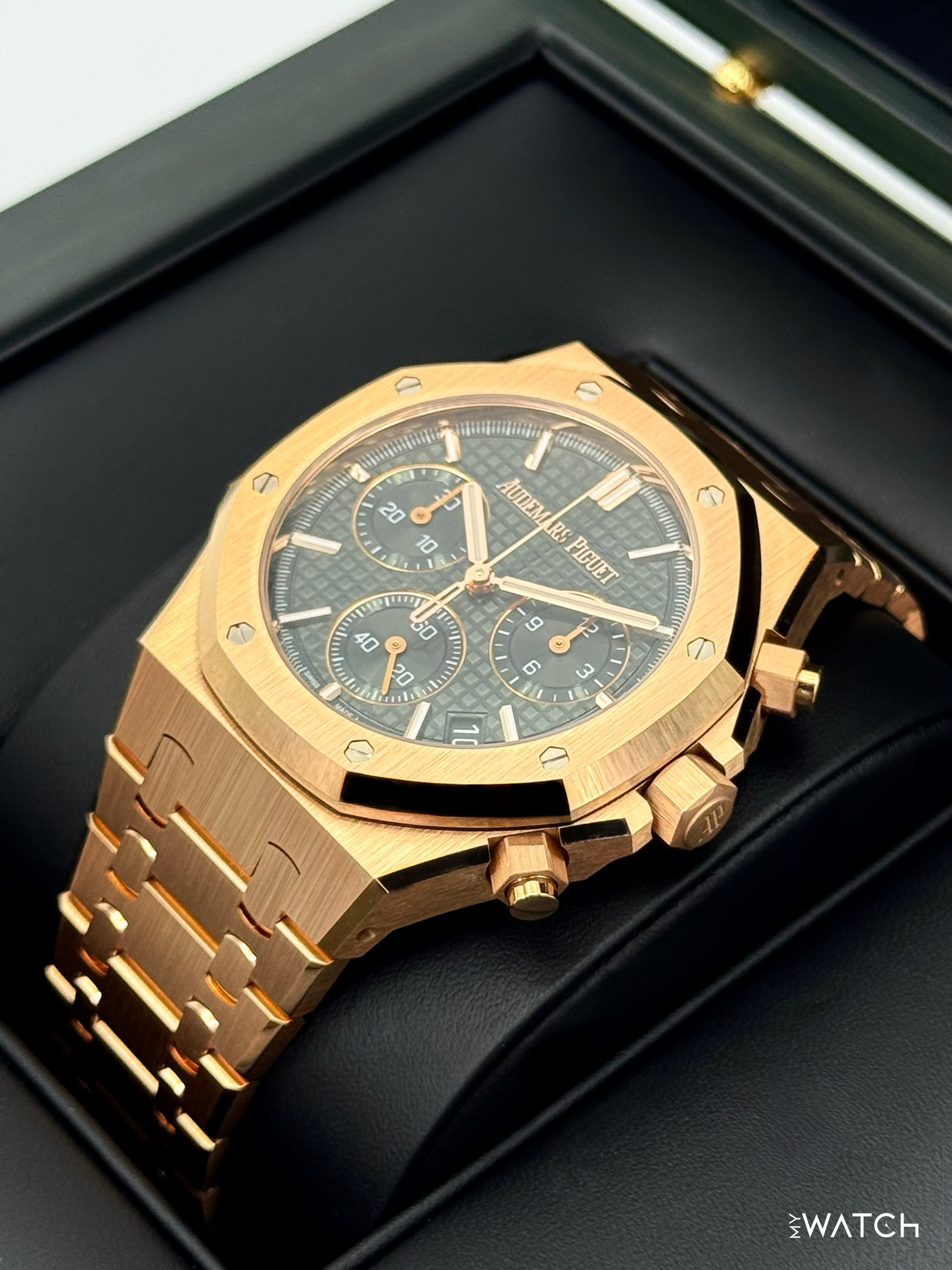2024 Audemars Piguet Royal Oak Chronograph 41mm 26240OR Green Dial - MyWatchLLC