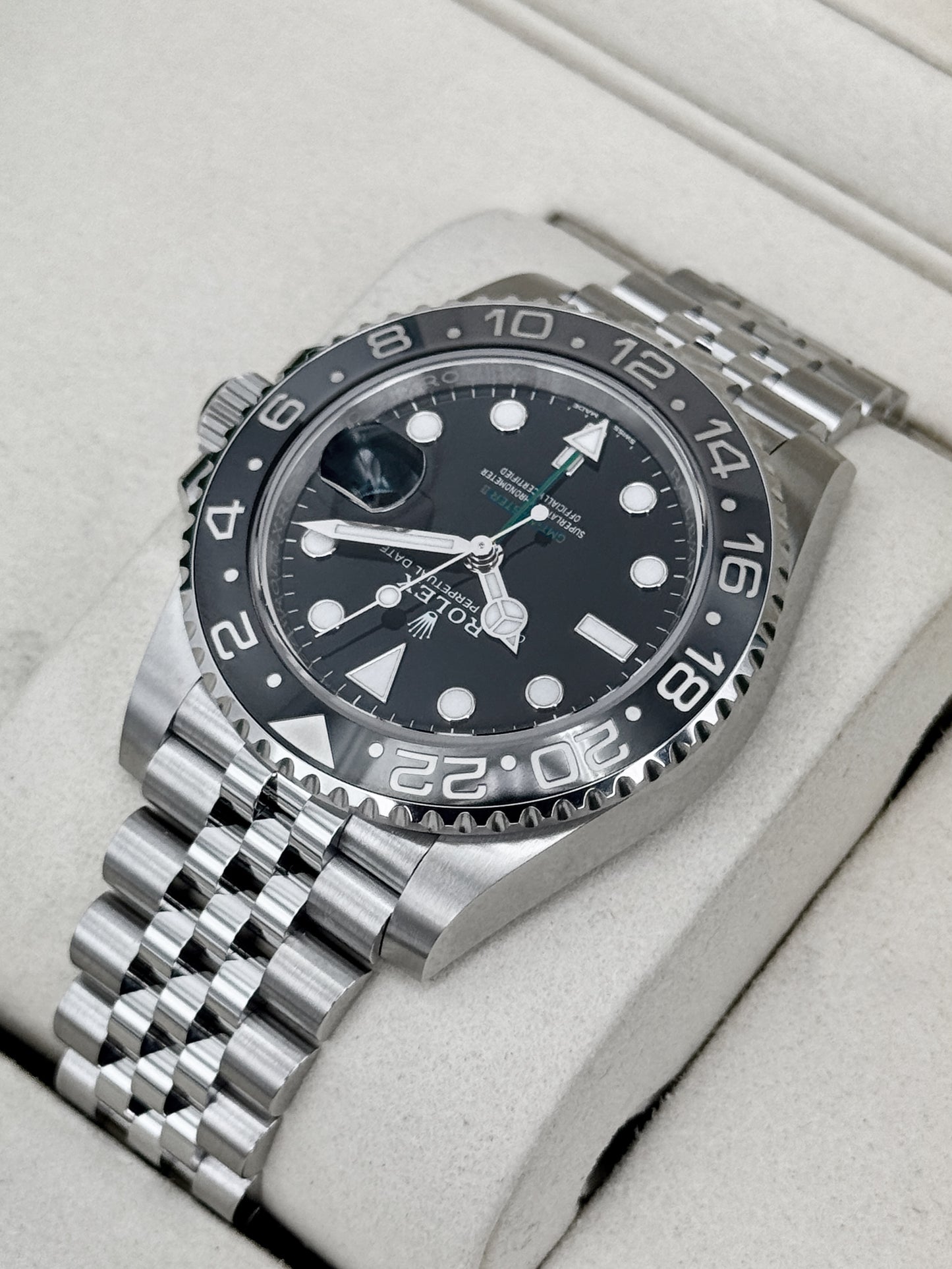 NEW 2026 Rolex GMT-Master II Bruce Wayne 40mm 126710GRNR Jubilee (STICKERED)