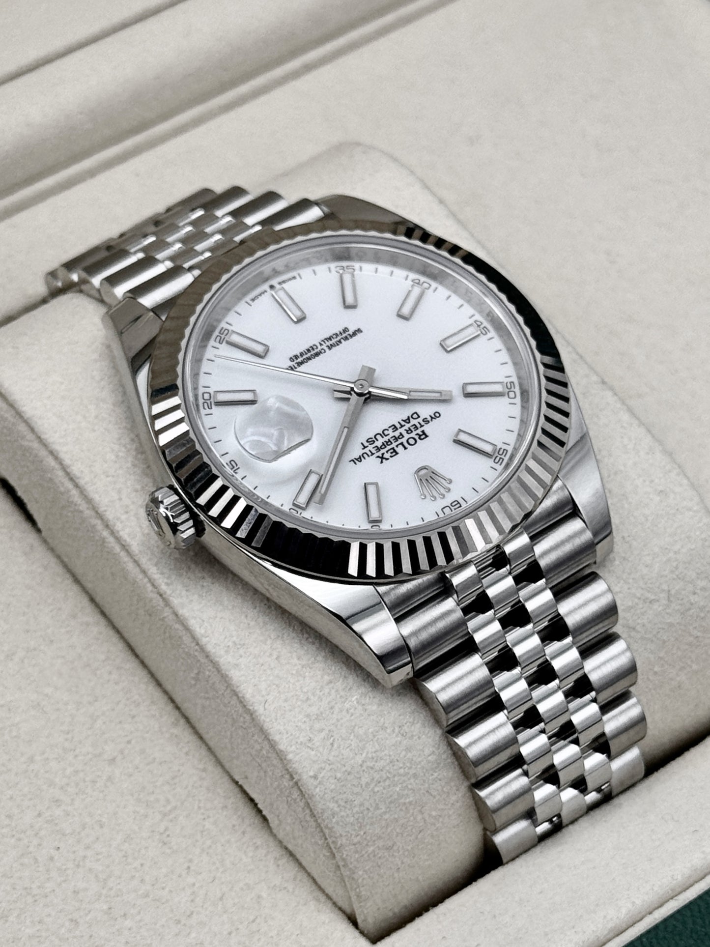 2026 Rolex Datejust 41mm 126334 Stainless Steel Jubilee White Dial