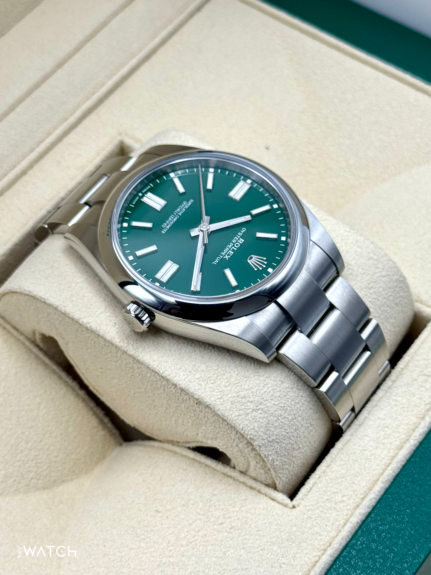 2023 Rolex Oyster Perpetual 41mm 124300 Green Dial